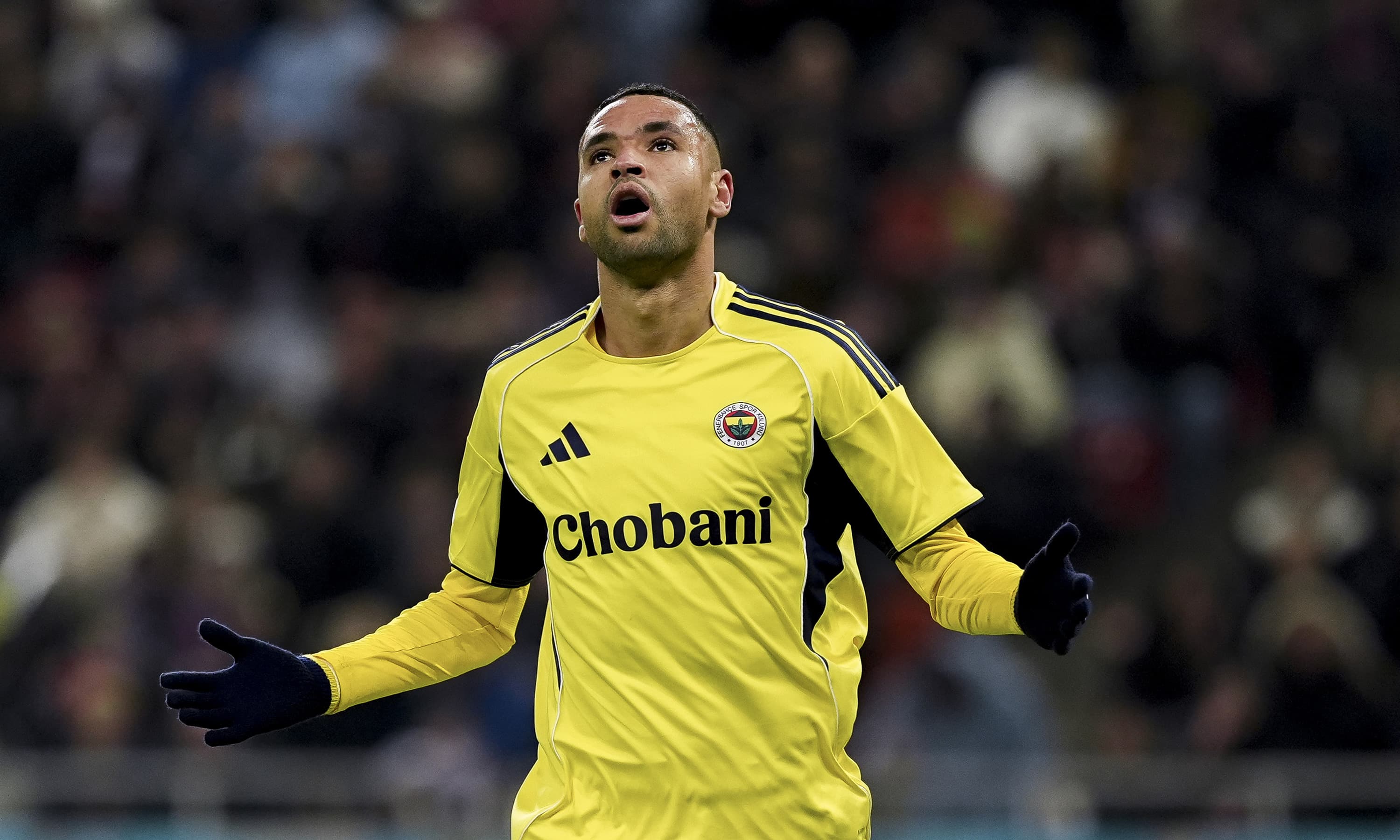 Fenerbahçe'de 7 futbolcuyla yollar ayrıldı