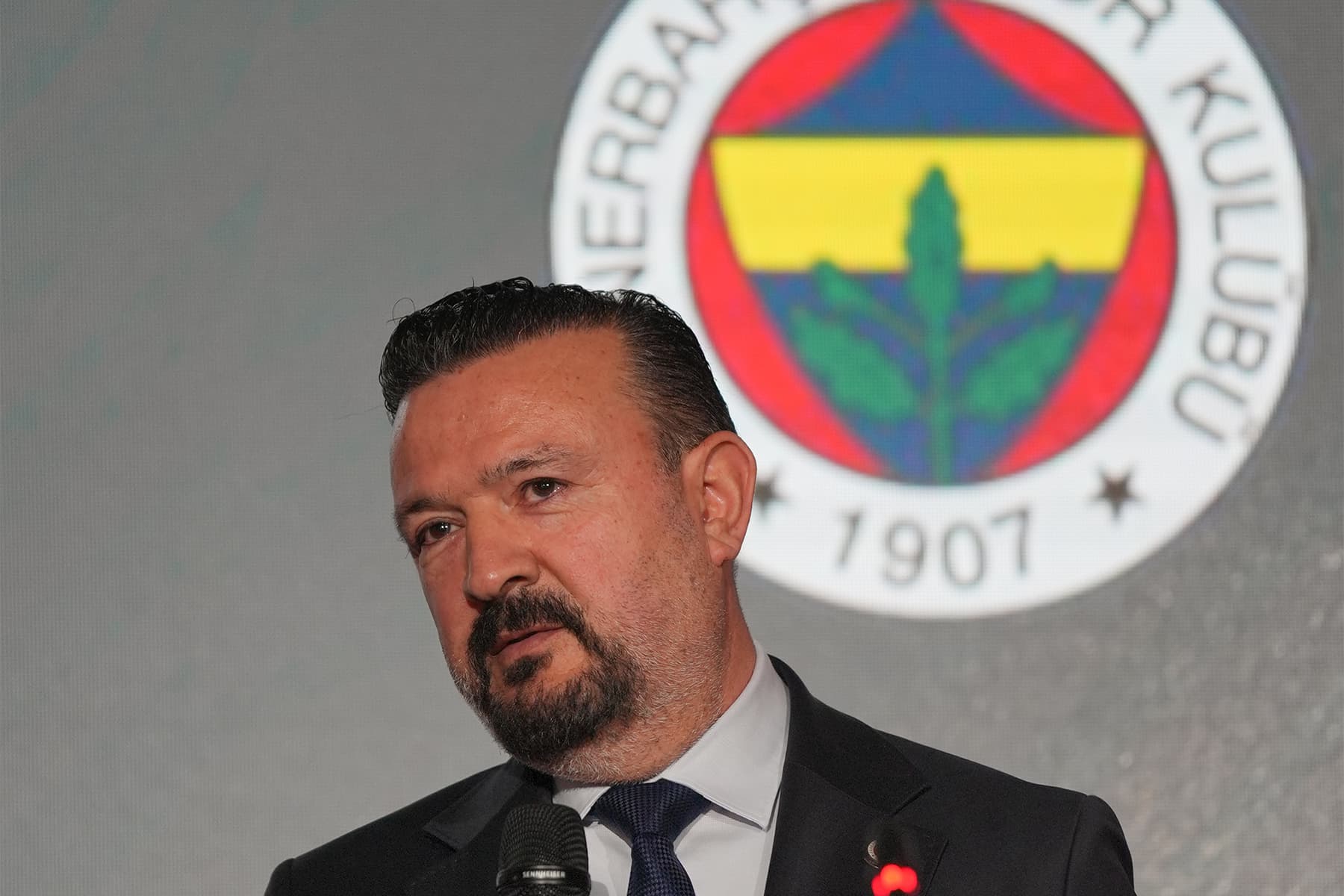 Ertan Torunoğulları dünyaca ünlü yıldızı almaya gitti: Fenerbahçe’de 4. transfer yükleniyor