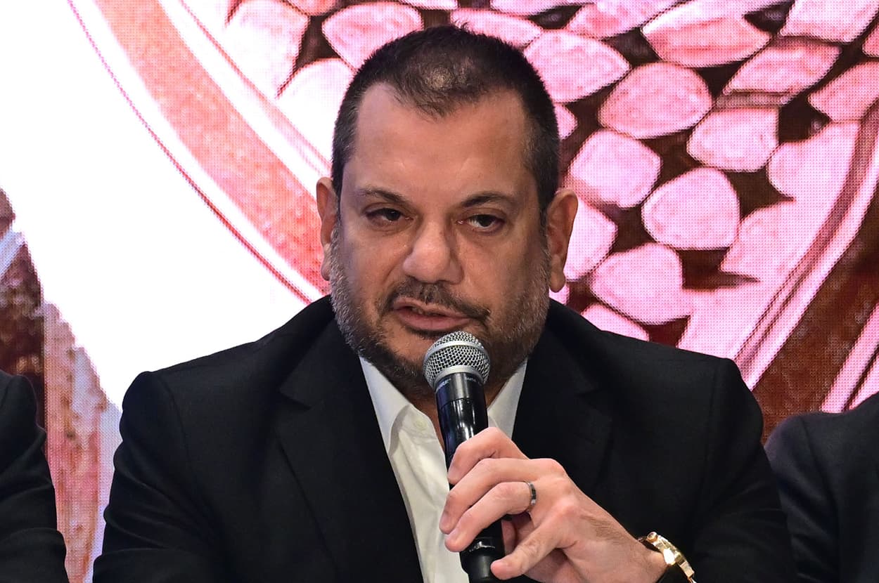 SON DAKİKA | Trabzonspor Başkanı Ertuğrul Doğan'ın aracına saldırı