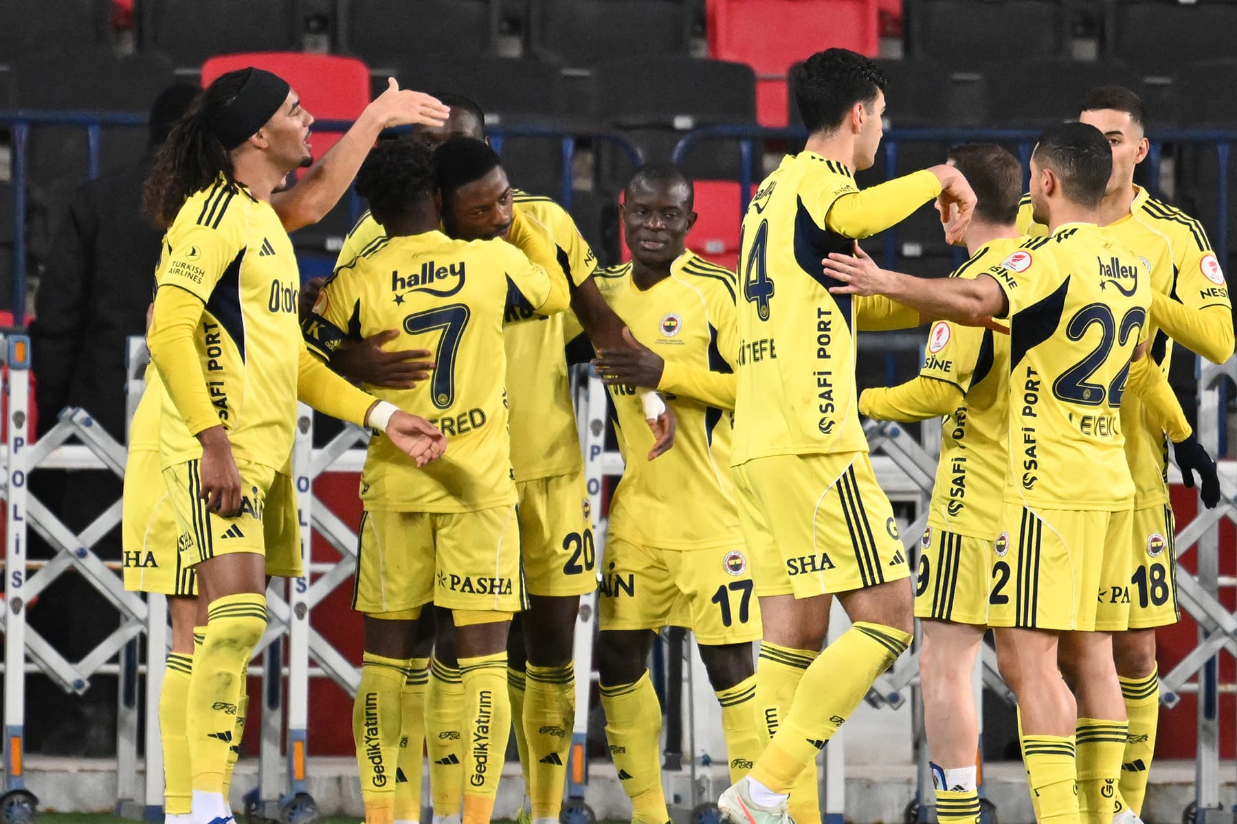 Fenerbahçe'de Samsunspor maçı öncesi 5 eksik