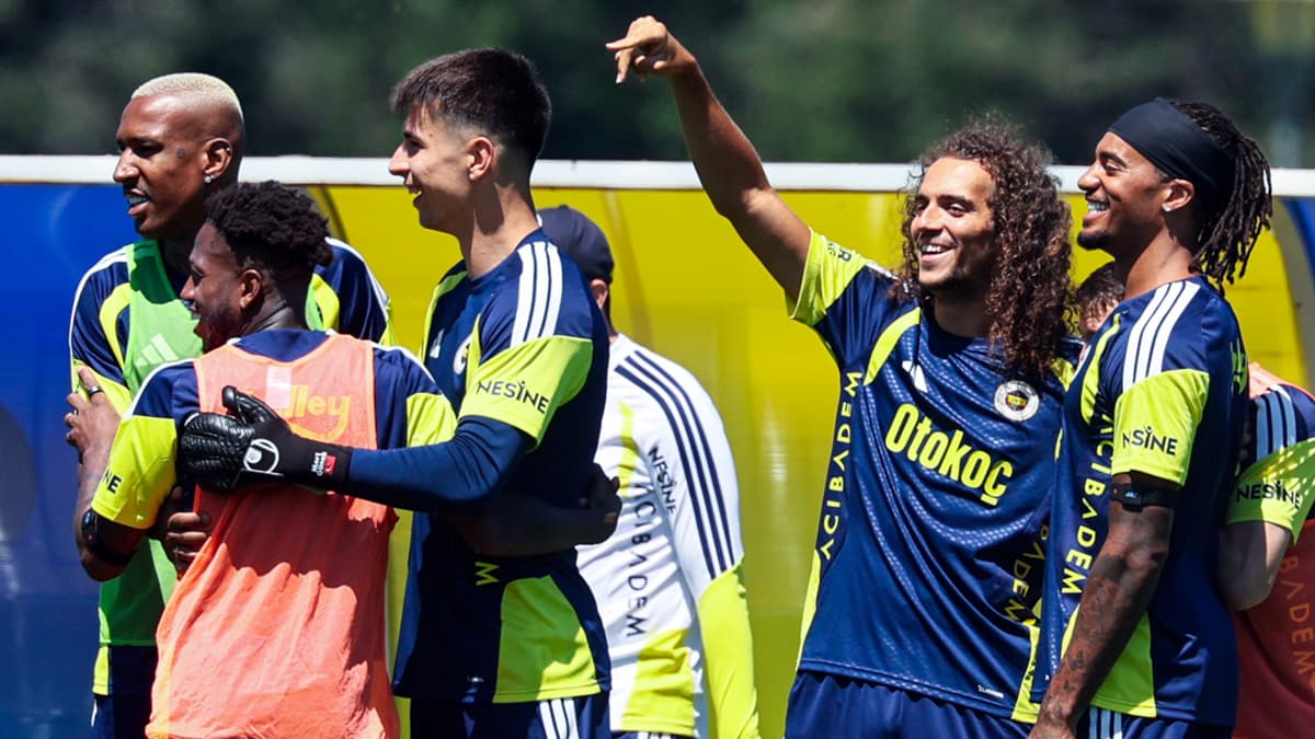 Fenerbahçe yeni sezon için hazırlıklarını sürdürüyor