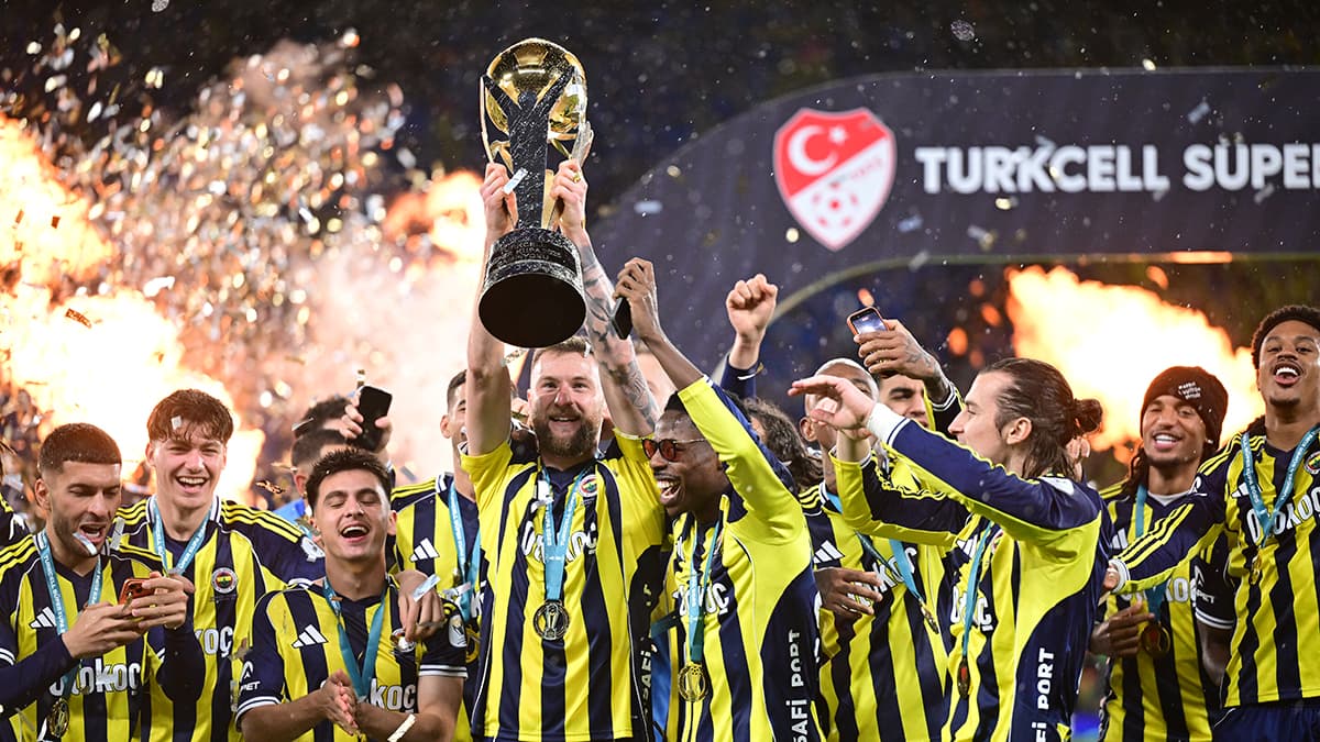 Herkes merak içindeydi! Fenerbahçe'nin Süper Kupa'dan cebine koyduğu rakam belli oldu
