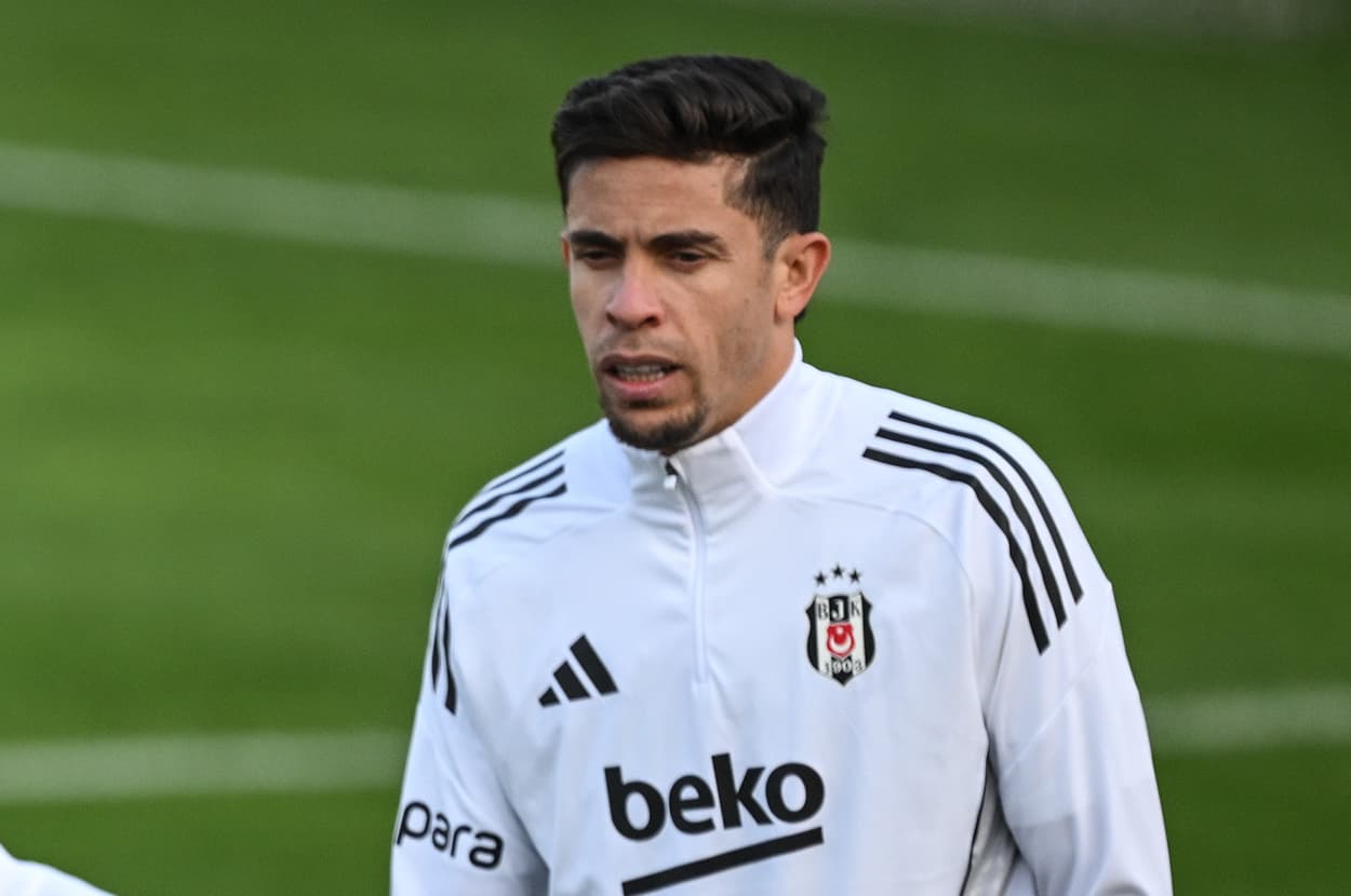 Beşiktaş, Paulista'nın ayrılığını KAP'a bildirdi