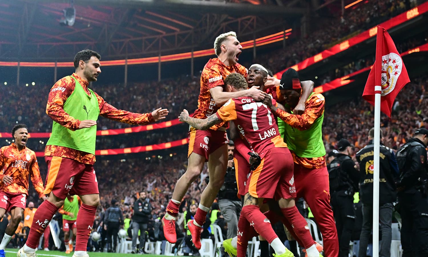 Galatasaray şampiyonluk kutlaması için biletler satışa sunuldu