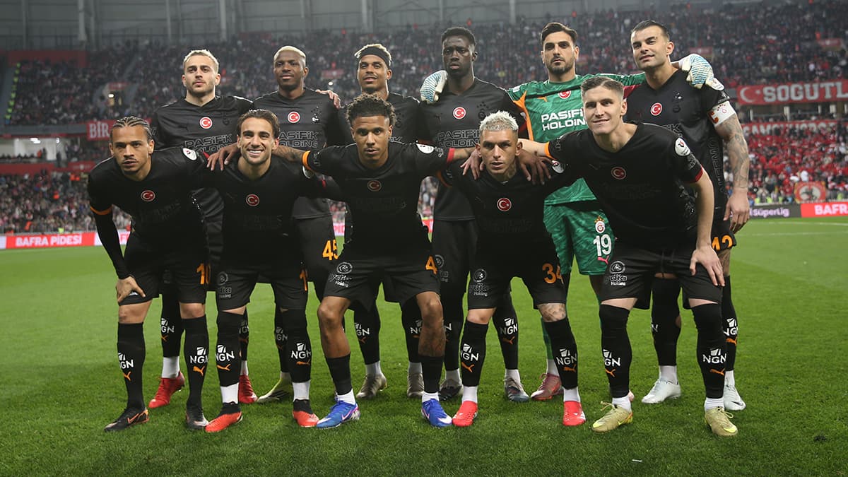 "Bu maç bazı kelleleri alır Galatasaray’da" | Spor yazarları Galatasaray için ne dedi?