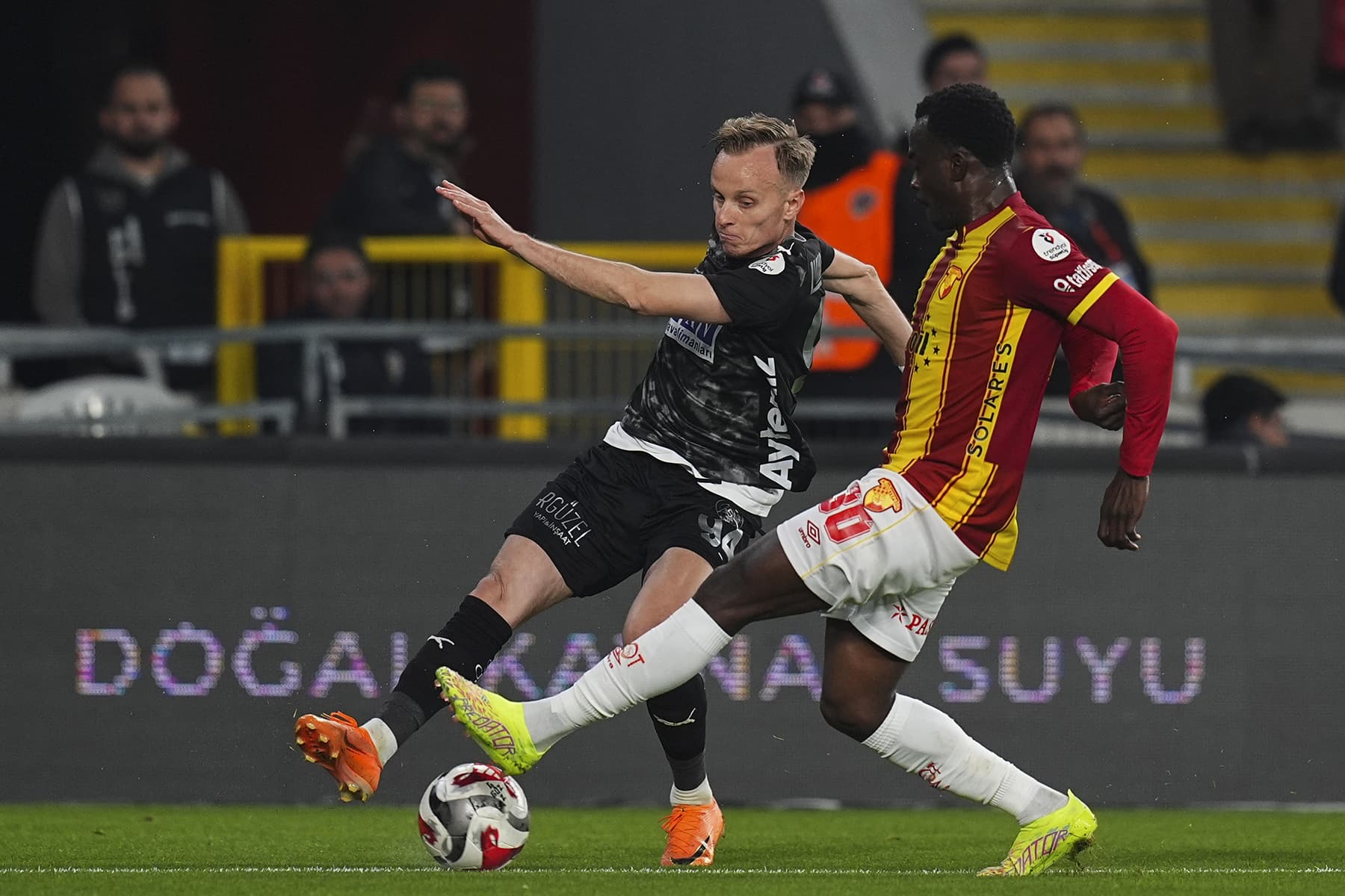 Süper Lig'de 90+9'da inanılmaz son: Göztepe-Alanyaspor maçında gol düellosu