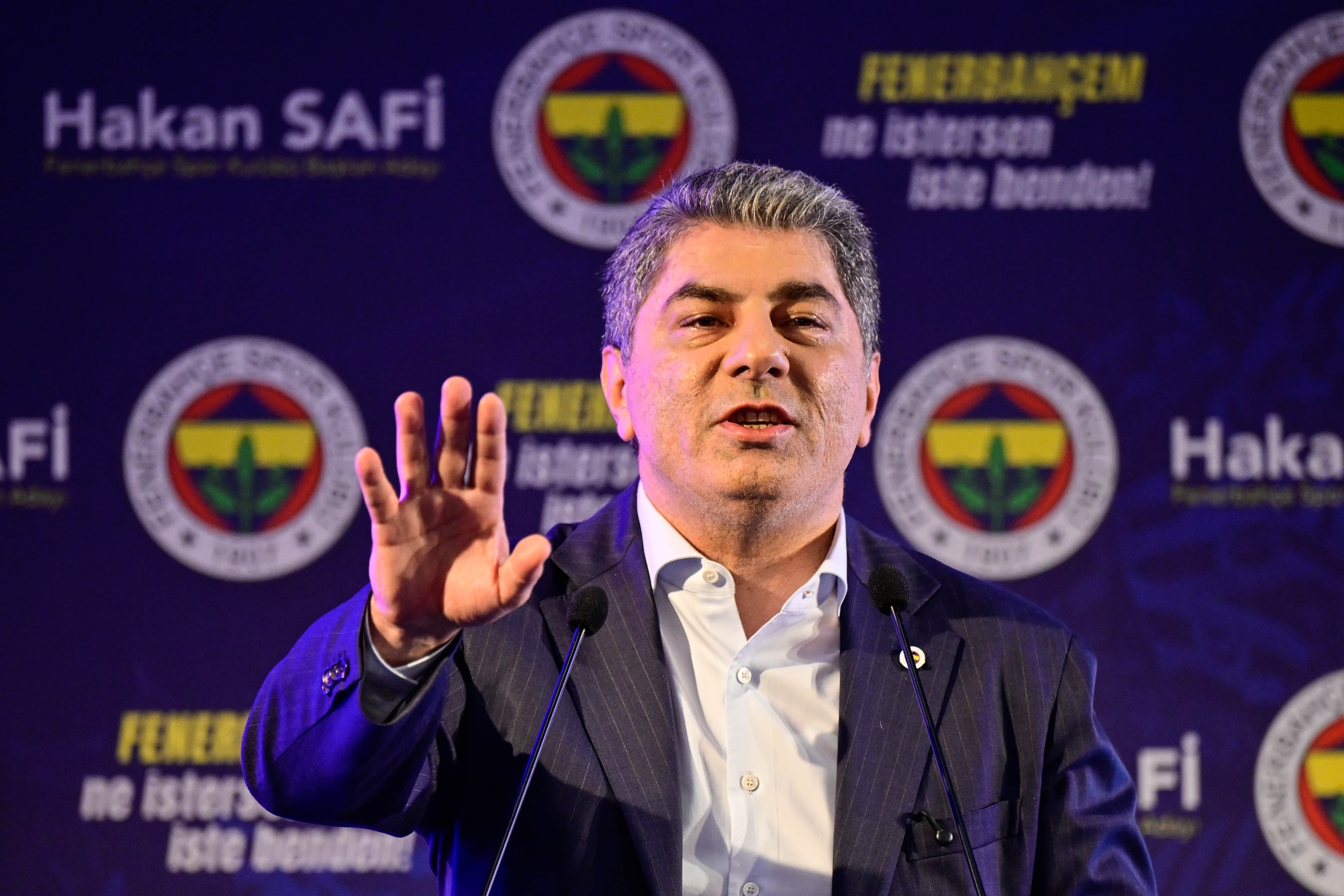 Hakan Safi, Maldini'nin önerdiği kaleciyle ilgileniyor