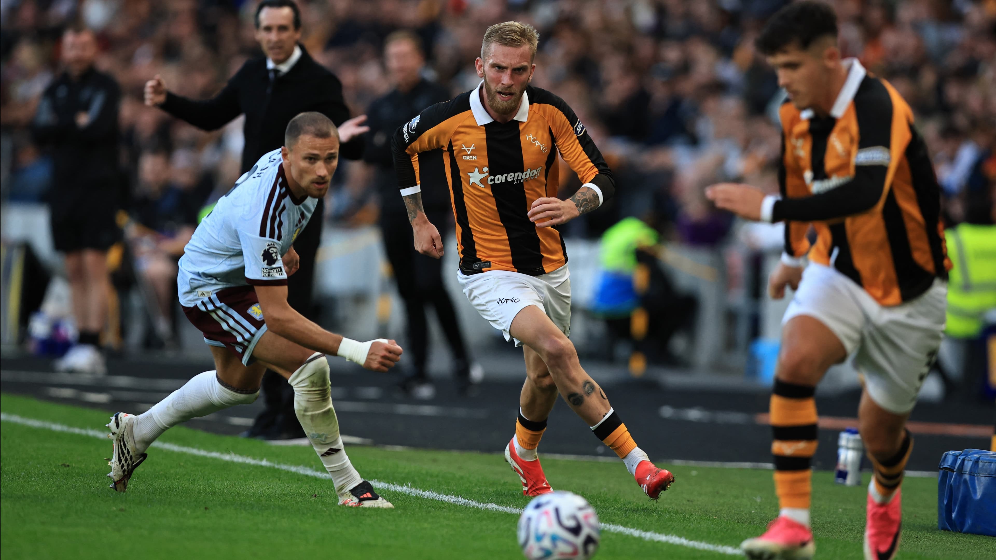 Hull City, Premier Lig'de Aston Villa ile 0-0 berabere kaldı.