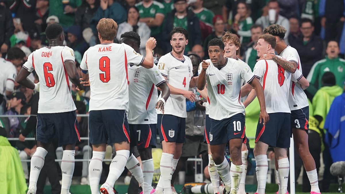 Norveç ve İngiltere İlk 11'leri Açıklandı