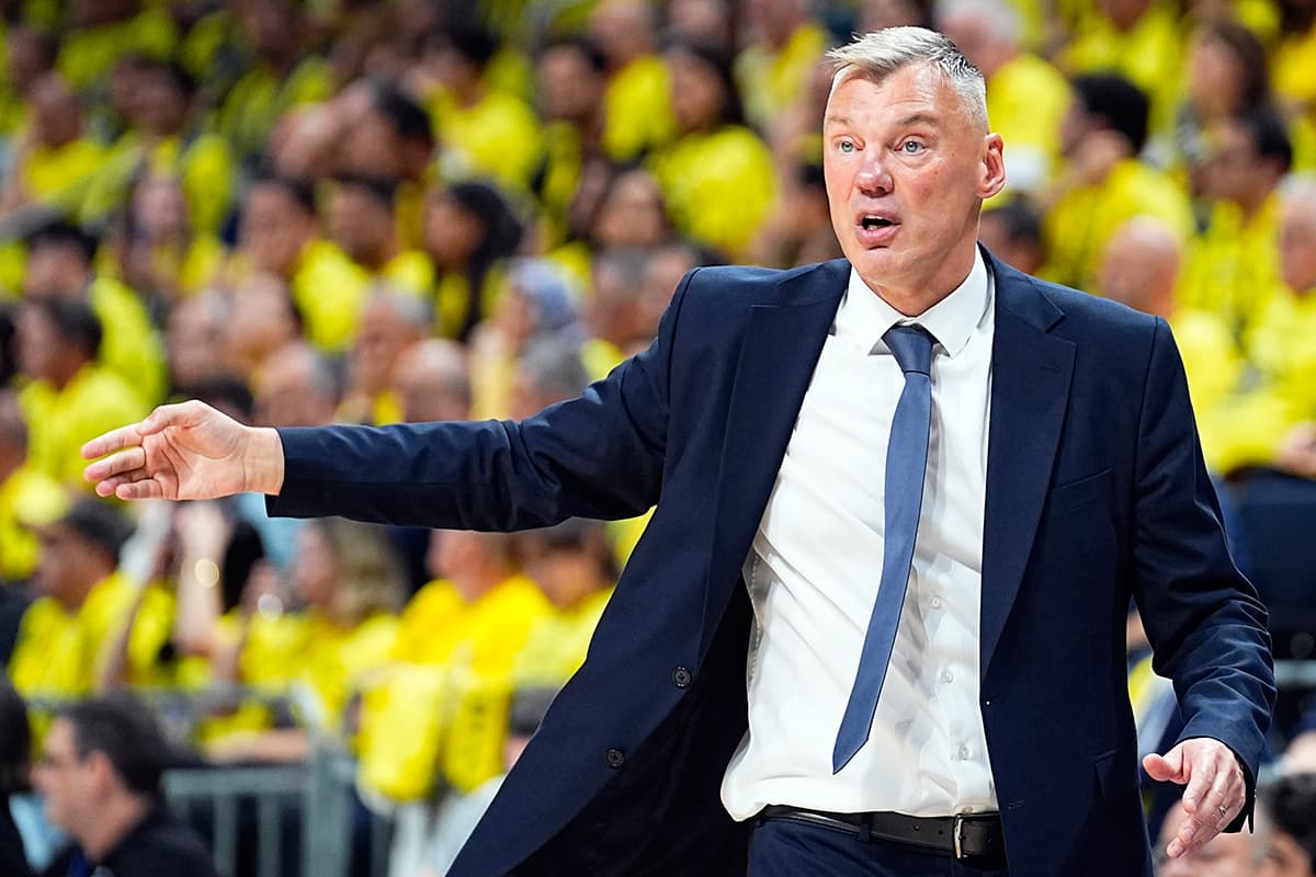 Jasikevicius galibiyete rağmen eleştirisini esirgemedi: "Bu kabul edilemez"