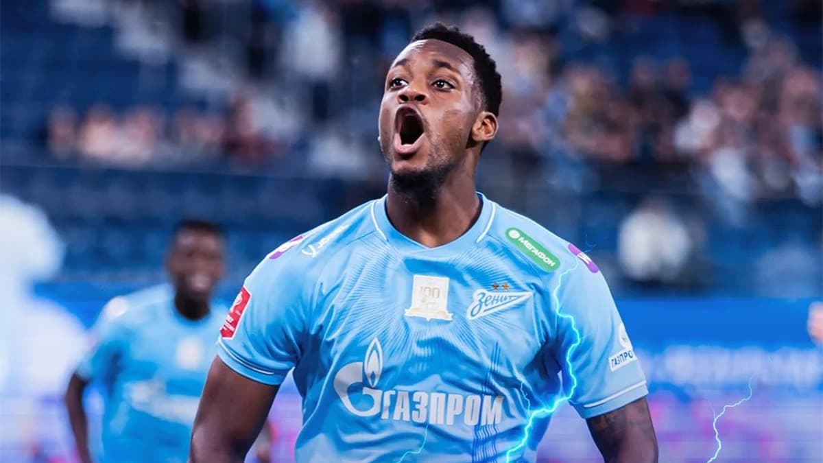 Jhon Duran, Zenit'te kişisel nedenlerle takımdan ayrıldı