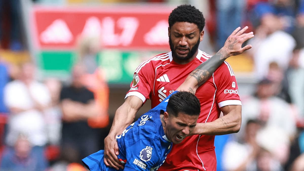 Beşiktaş, Liverpool'un Joe Gomez'i ile ilgileniyor