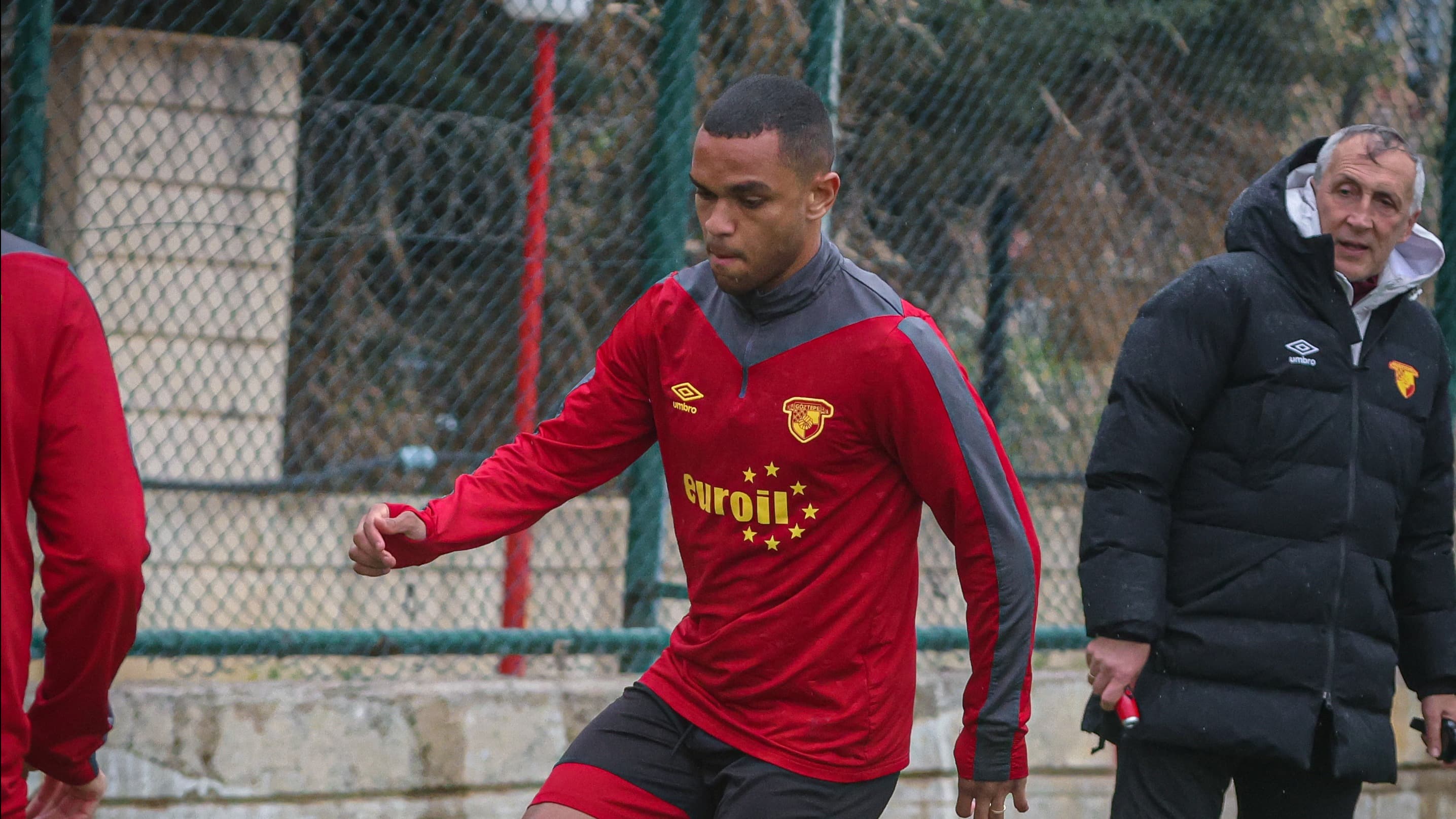 Göztepe'nin Juan için 18 milyon euro teklif aldığı iddia edildi