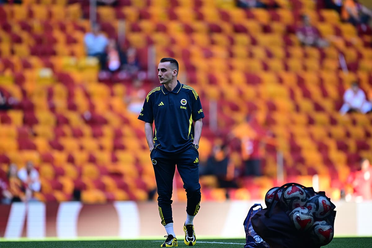 Galatasaraylı taraftarlardan Kerem Aktürkoğlu'na tepki