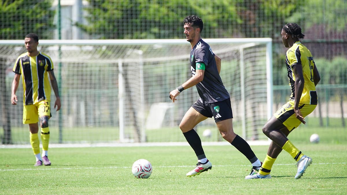 Kocaelispor ve İstanbulspor hazırlık maçında berabere kaldı