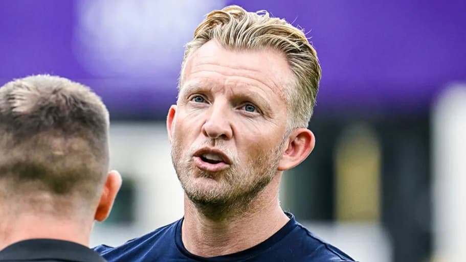 Fenerbahçe'nin Dirk Kuyt ile ilgili açıklamasına FC Dordrecht'ten yanıt geldi