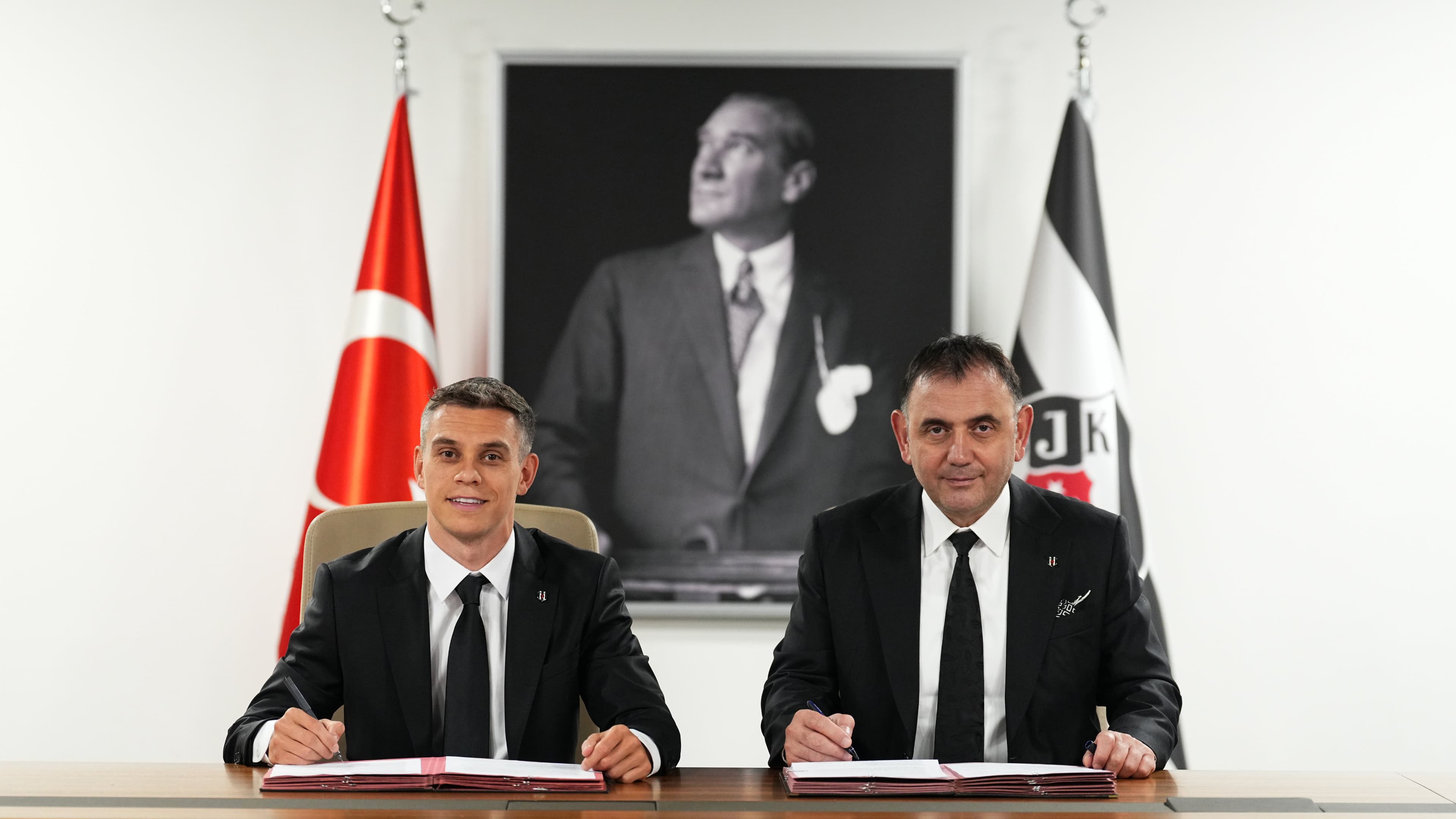 Beşiktaş, Leandro Trossard transferini duyurdu ve maliyetini açıkladı