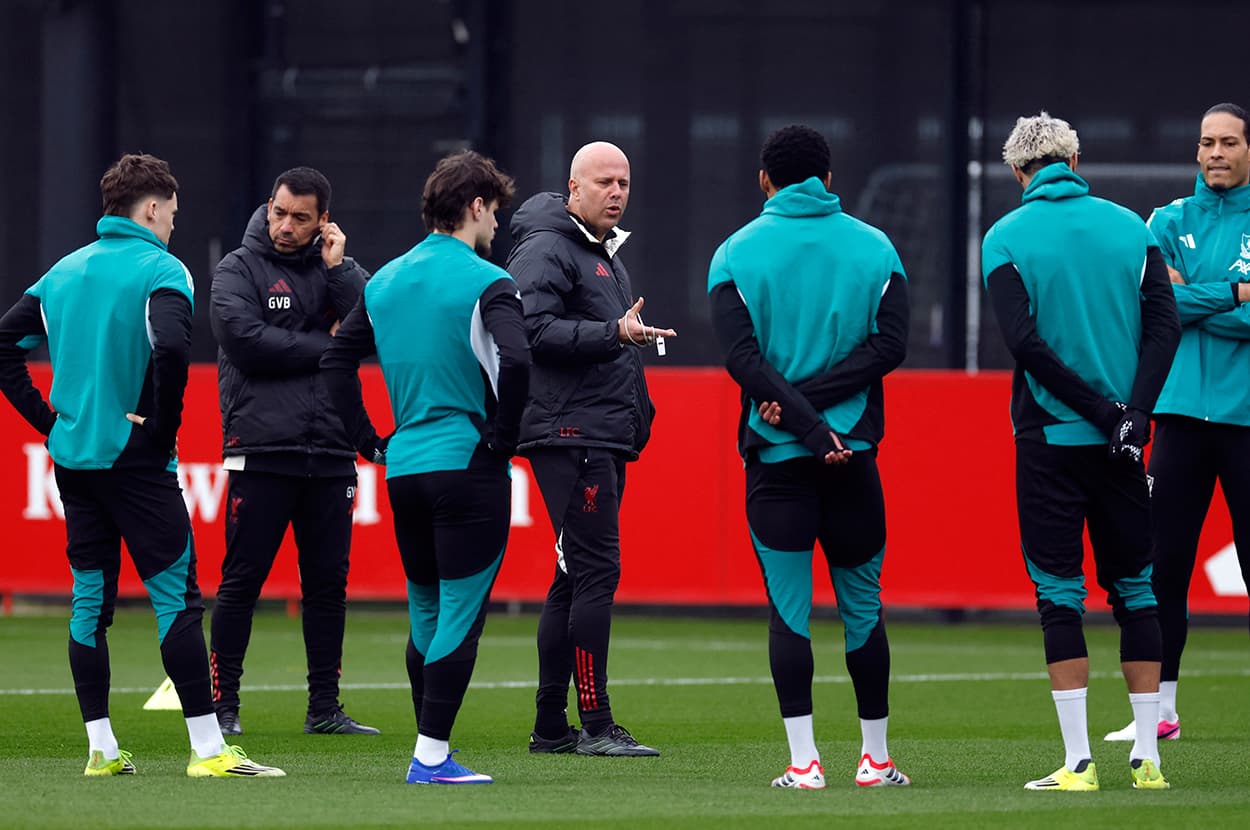 Galatasaray maçına saatler kala Liverpool'da şok! Gözler Arne Slot'un açıklamasına çevrildi