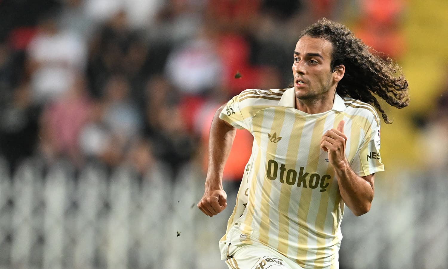 Fenerbahçe, Guendouzi'nin Aston Villa maçında oynayabileceğini duyurdu