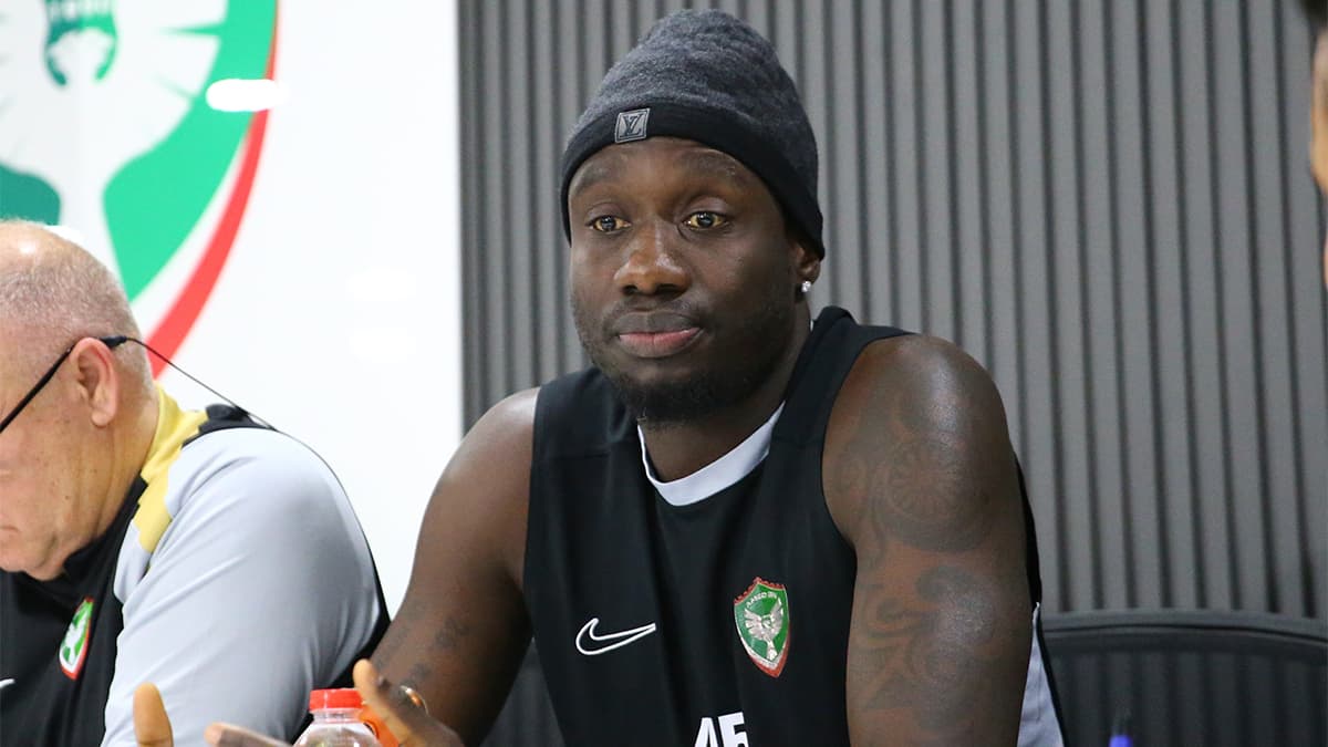 Mbaye Diagne maç sonrası "Geri dönüyorum" diyerek canlı yayında bombayı patlattı
