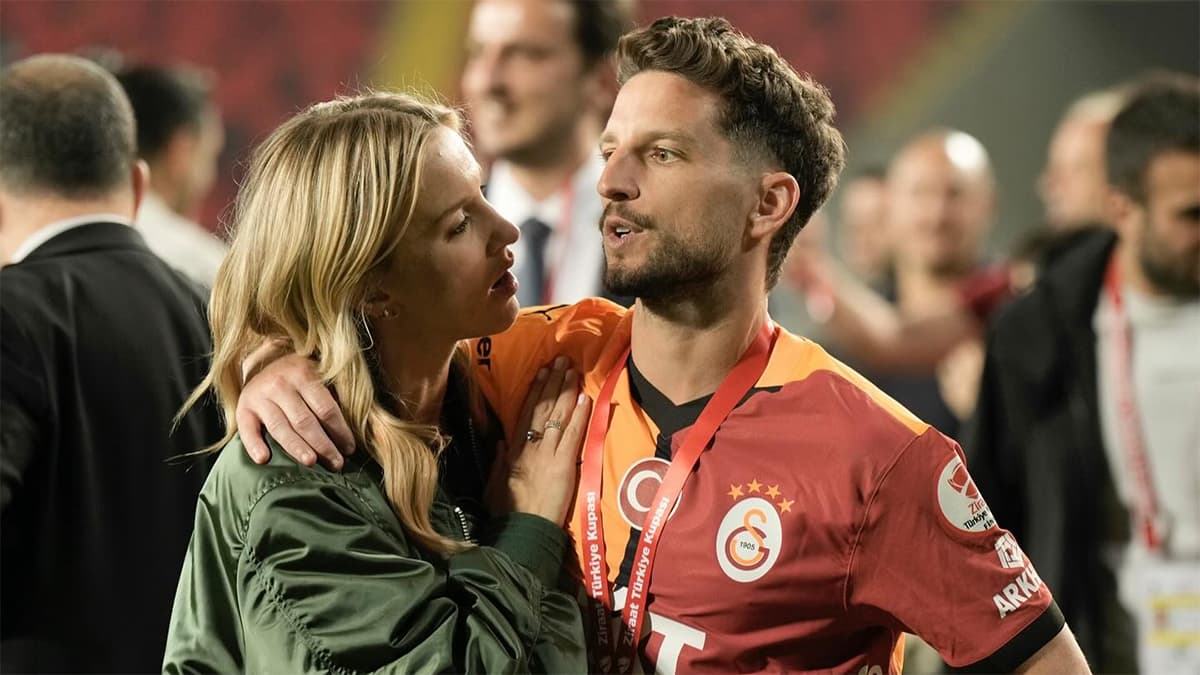 Dries Mertens geri dönüyor! Müjdeyi eşi verdi