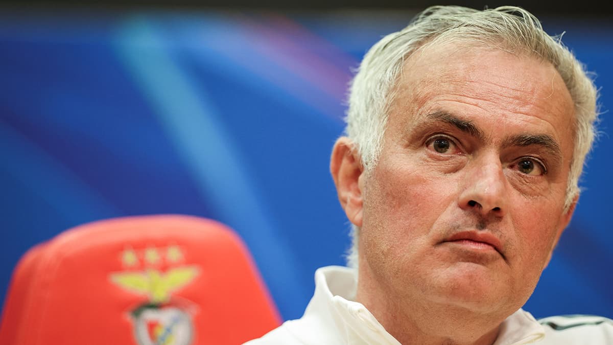 Benfica'yı karıştıran olay! Mourinho'nun kararı sonrası ortalık yangın yerine döndü, açıklama geldi