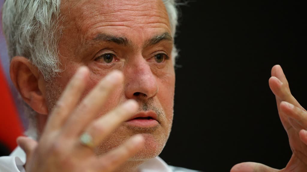 Portekiz'de hayatı durduran maç, Mourinho kahretti: Kulüpten jet paylaşım geldi