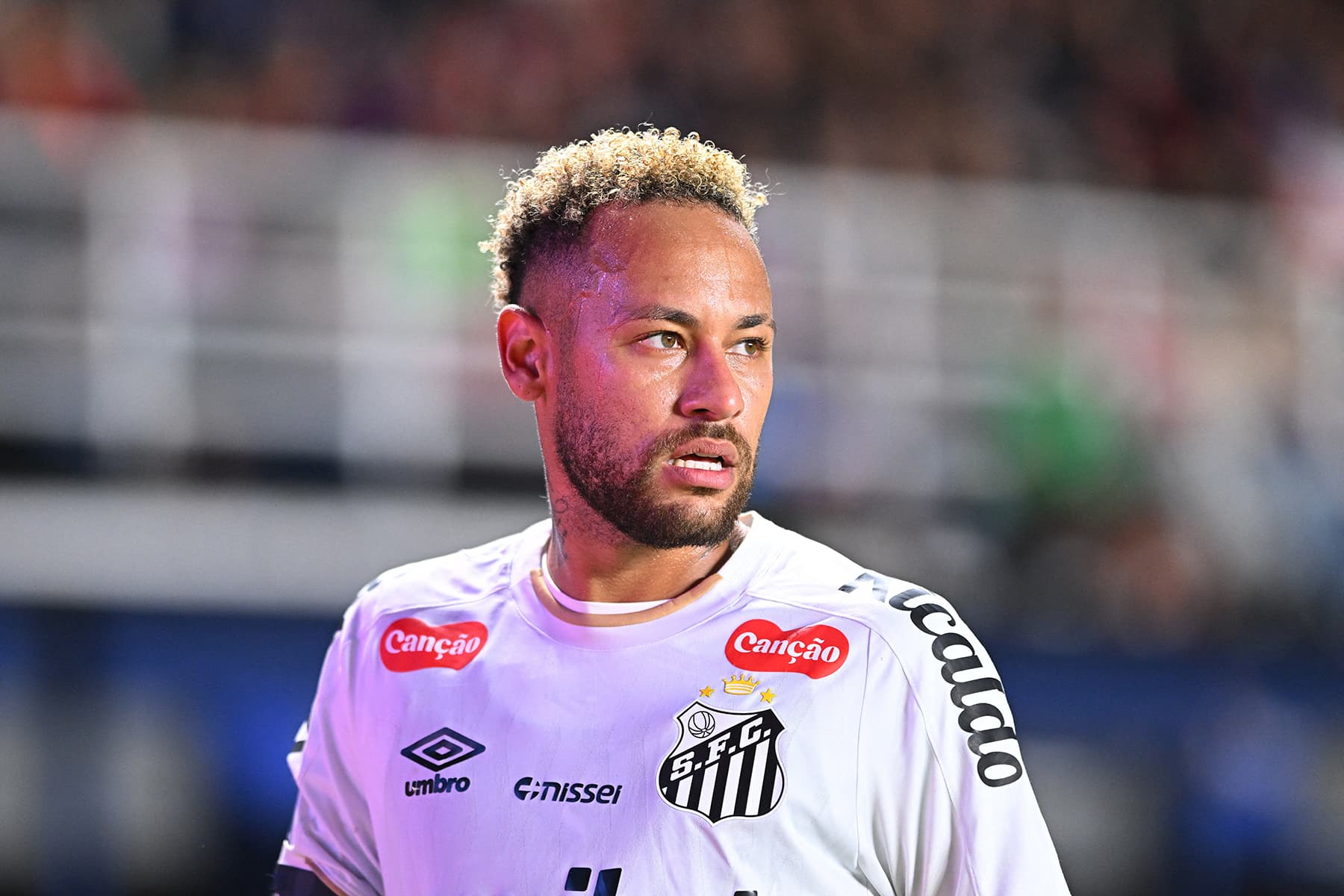 Neymar'da kriz üstüne kriz! Ülkeyi karıştıran olay hakkında soruşturma başlatıldı