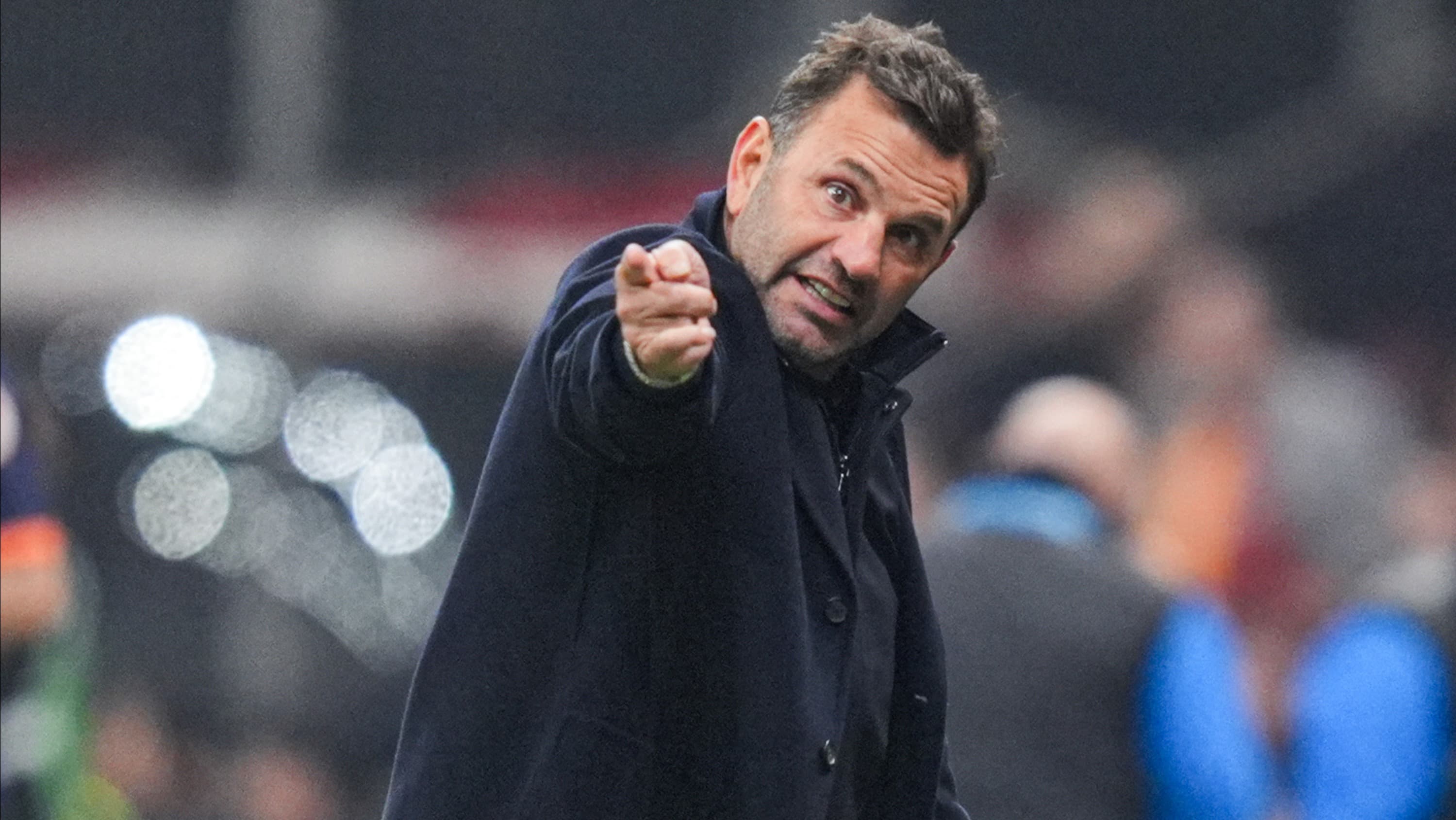 Okan Buruk hepsini sildi, 7'si de gidiyor! Galatasaray'dan ayrılan ayrılana