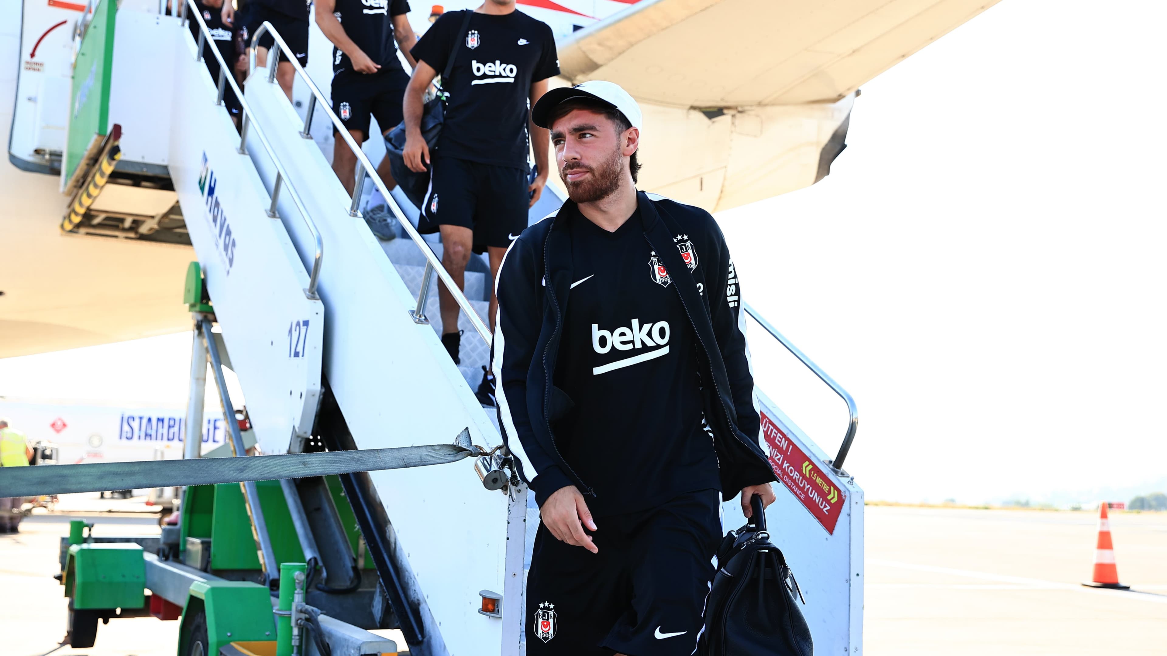 Beşiktaş, Alanya'ya geldi