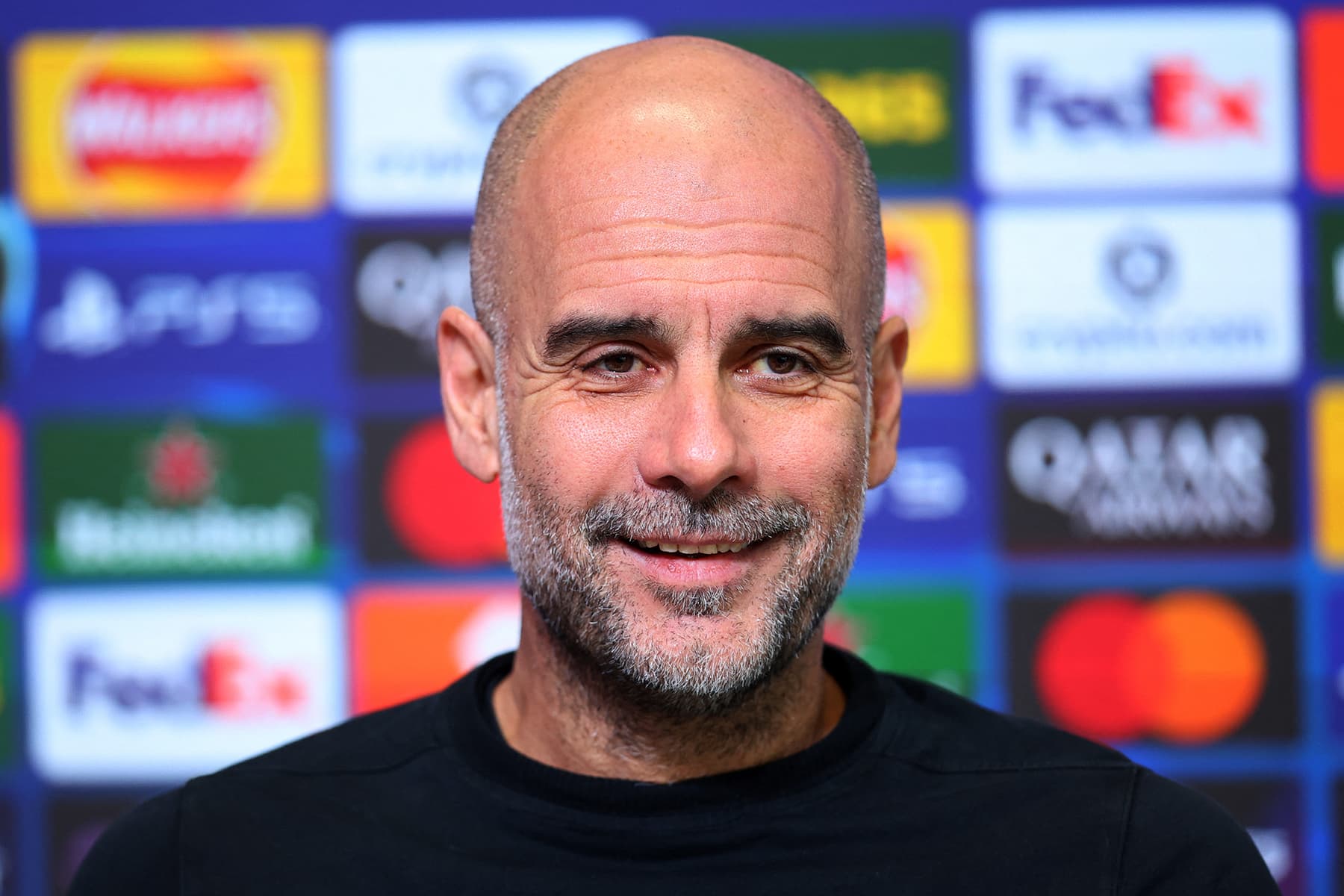 Pep Guardiola, yaz kampında Filistinli çocukları ağırladı
