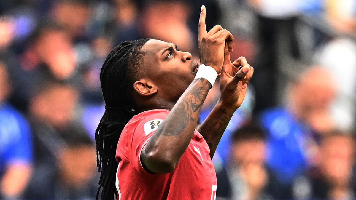 Fenerbahçe, Leao transferi için resmi teklifini iletti.