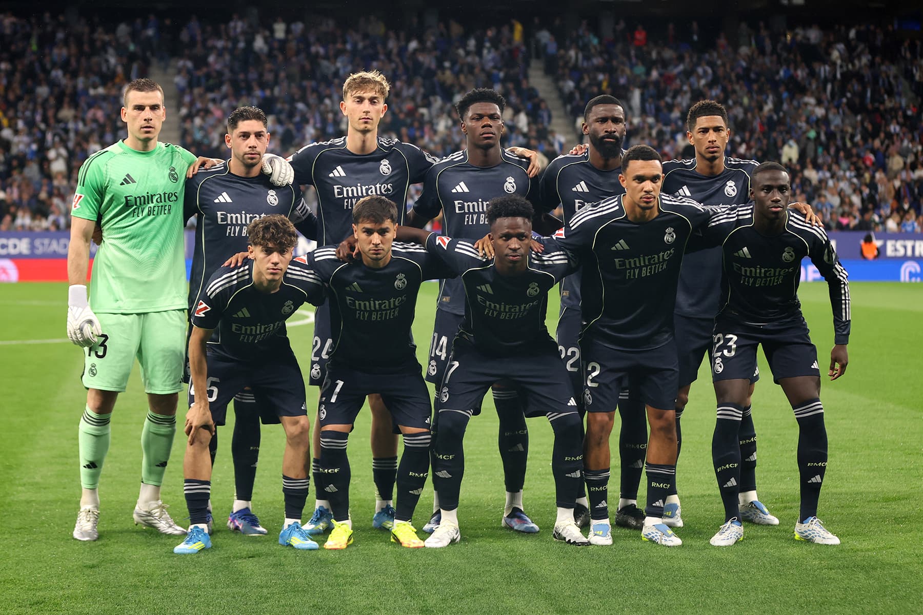Dünya bu kavgayı konuşuyor! Real Madrid'in yıldızı hastaneye kaldırıldı, ortalık yangın yeri