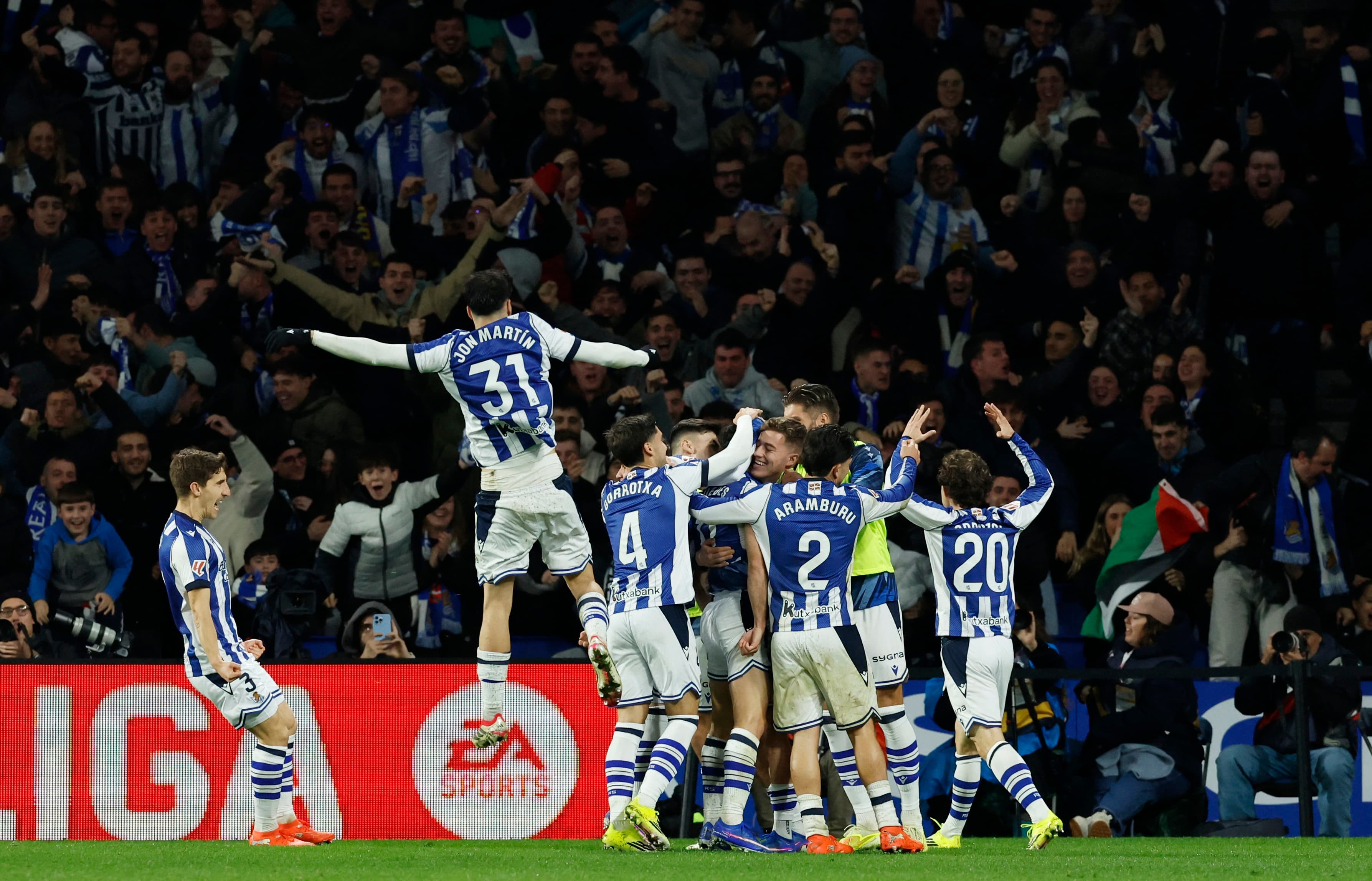 Barcelona 1 dakika bile öne geçemedi: Beklenmedik mağlubiyet Real Madrid'e yaradı