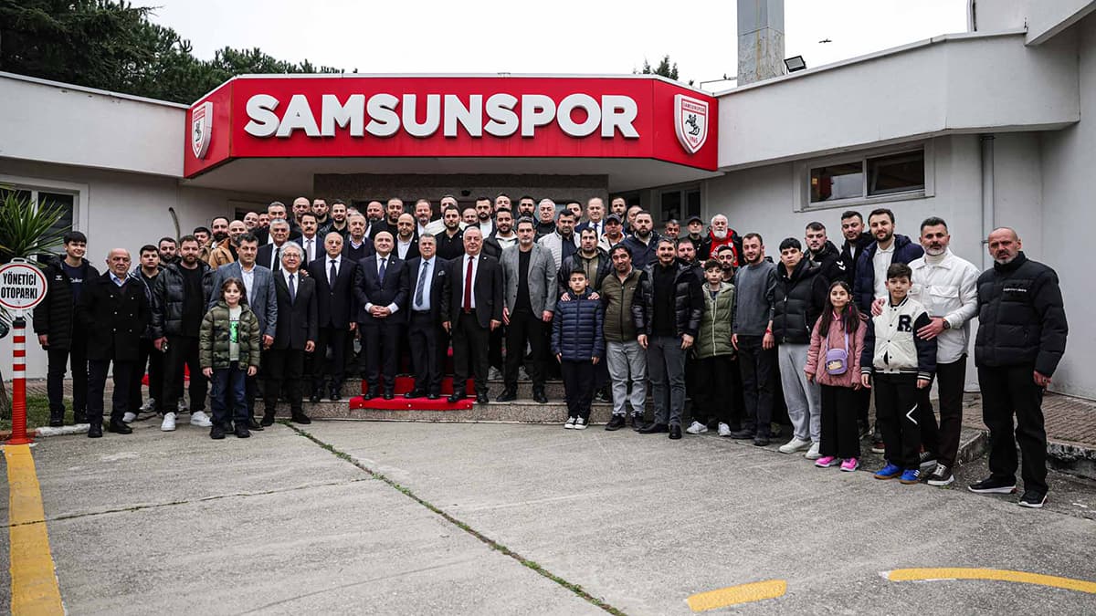 Samsunspor'da bayramlaşma töreni gerçekleştirildi