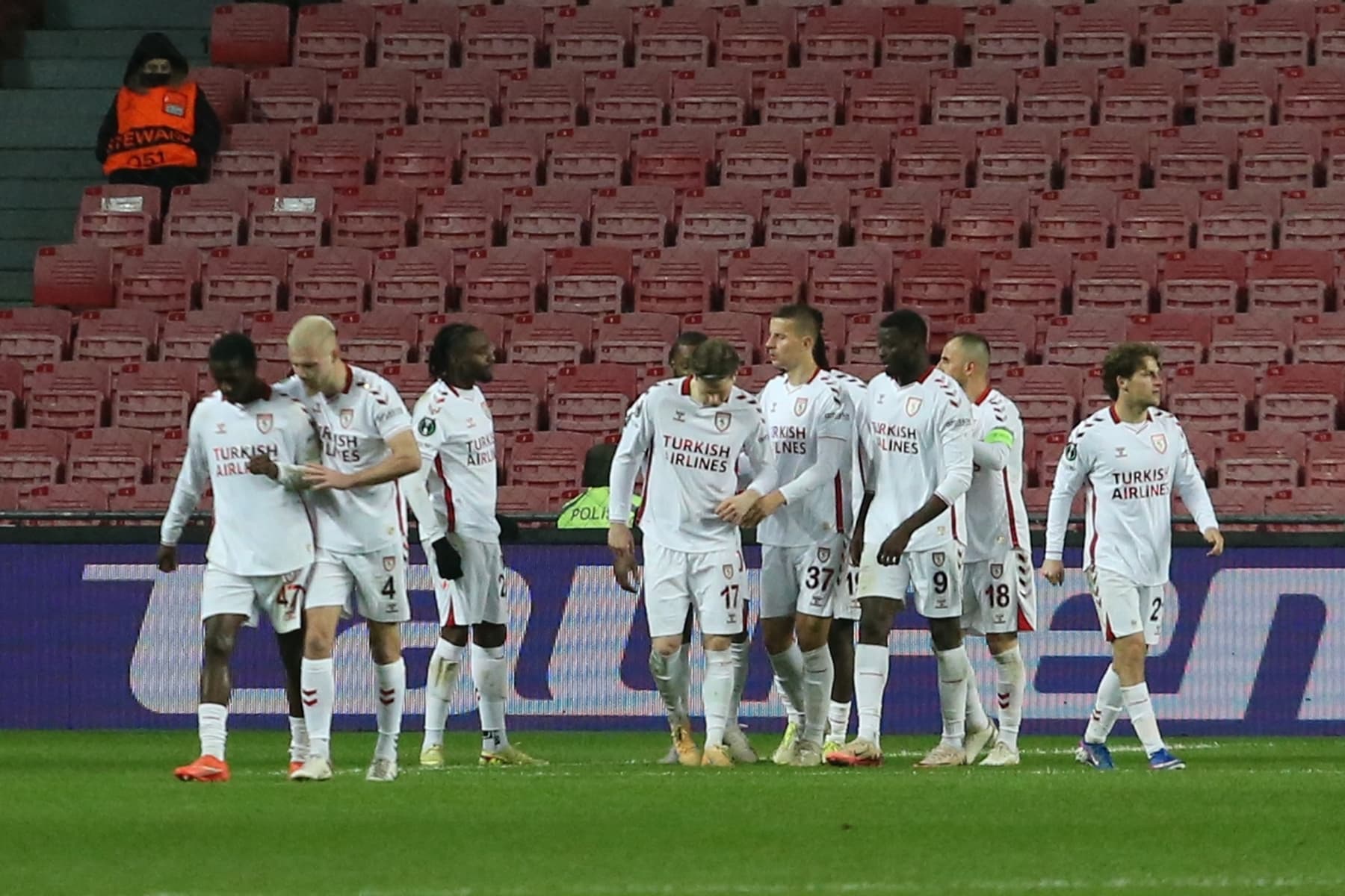 Samsunspor'da sarı alarm! 7 oyuncu ceza sınırında