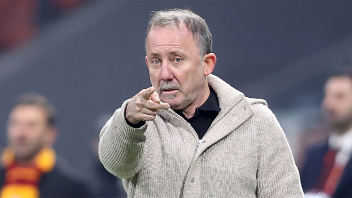 Beşiktaş'ta herkesten önce o gidiyor! Sergen Yalçın'ın ilk sildiği isim artık kesinleşti