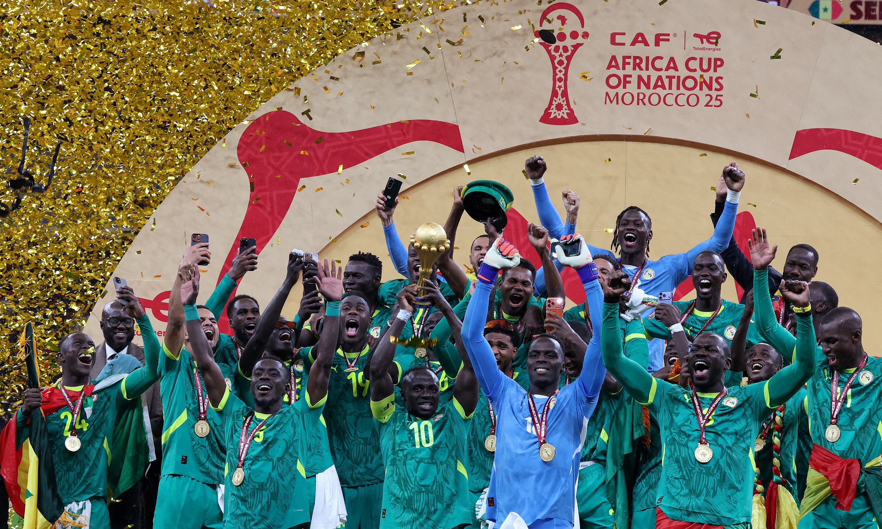 Afrika'da kupa krizi: CAF kararı sonrası Senegal resmi başvuruyu yaptı