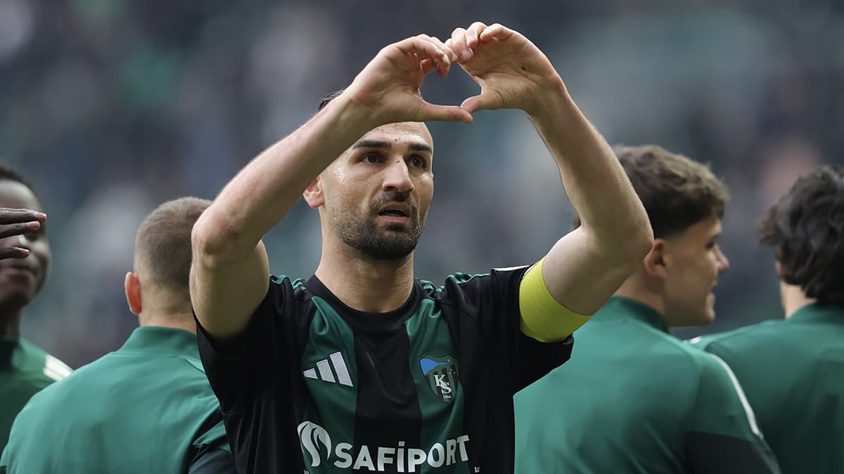 Serdar Dursun Kocaelispor'dan ayrıldı