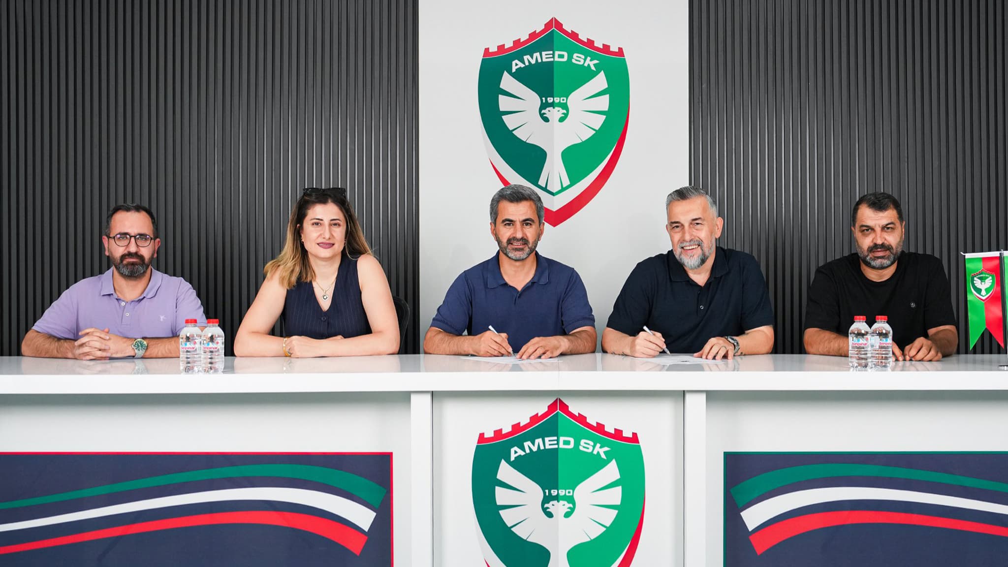 Amedspor'da Serkan Reçber 8 Günde Görevden Ayrıldı