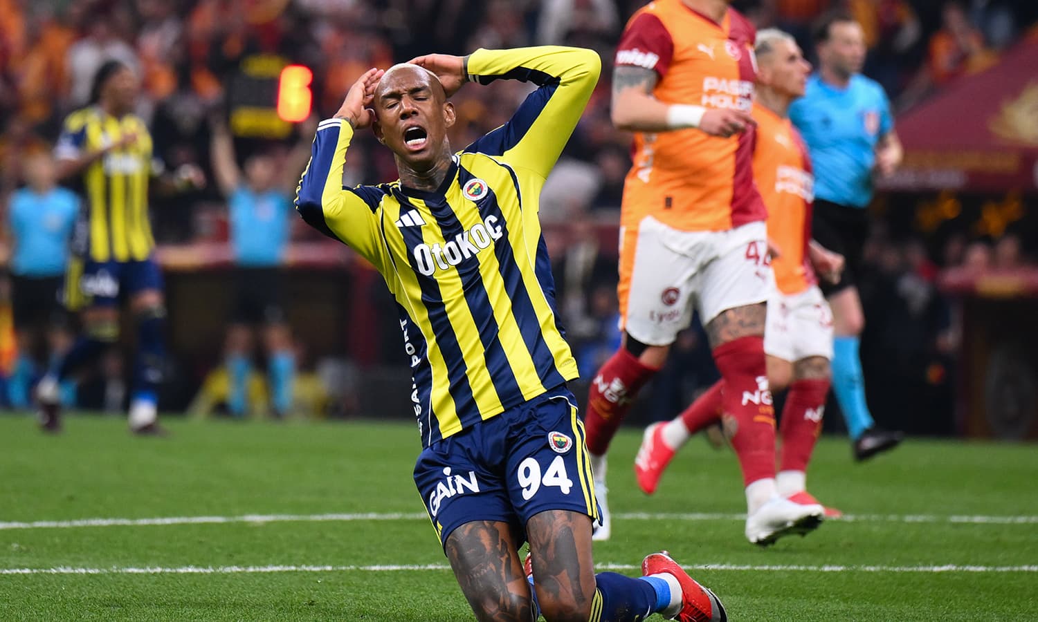 "2 Brezilyalı Fenerbahçe'yi yaktı" | Spor yazarları Galatasaray - Fenerbahçe derbisi için ne dedi?