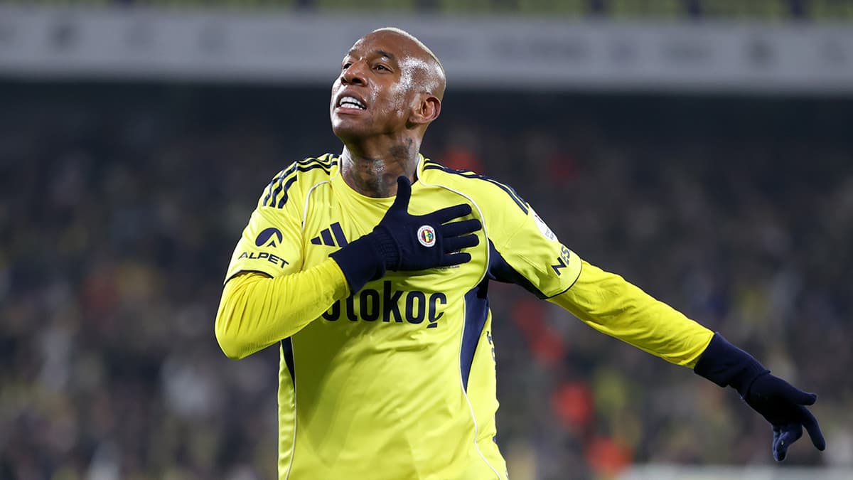 Ve Talisca, Fenerbahçe'nin teklifine cevap verdi: Takımda kalıp kalmayacağı belli oldu
