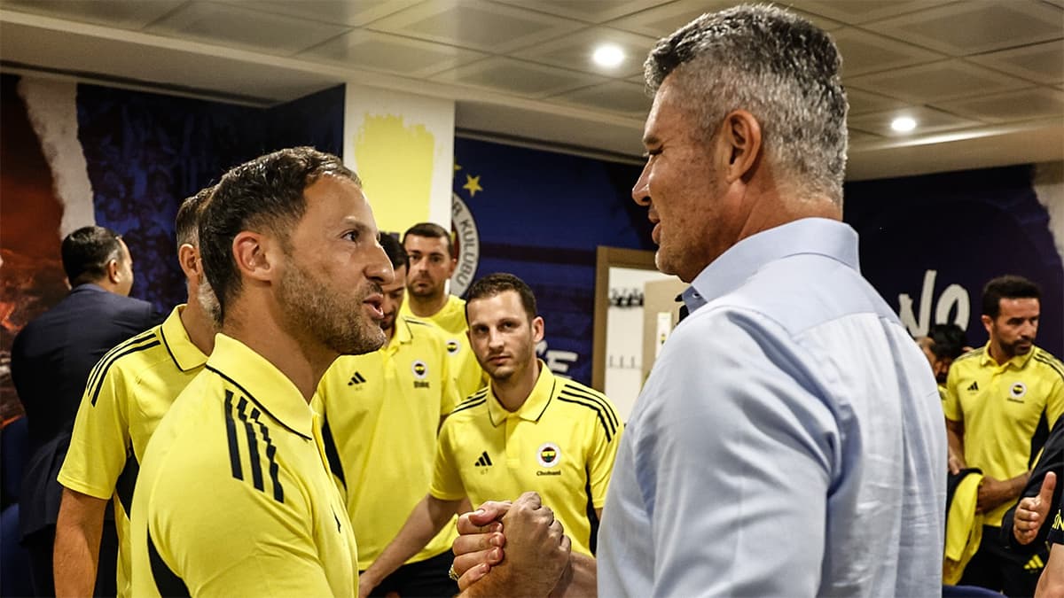 Fenerbahçe'de kritik zirve başladı: Tedesco ve Devin Özek kulüp binasında