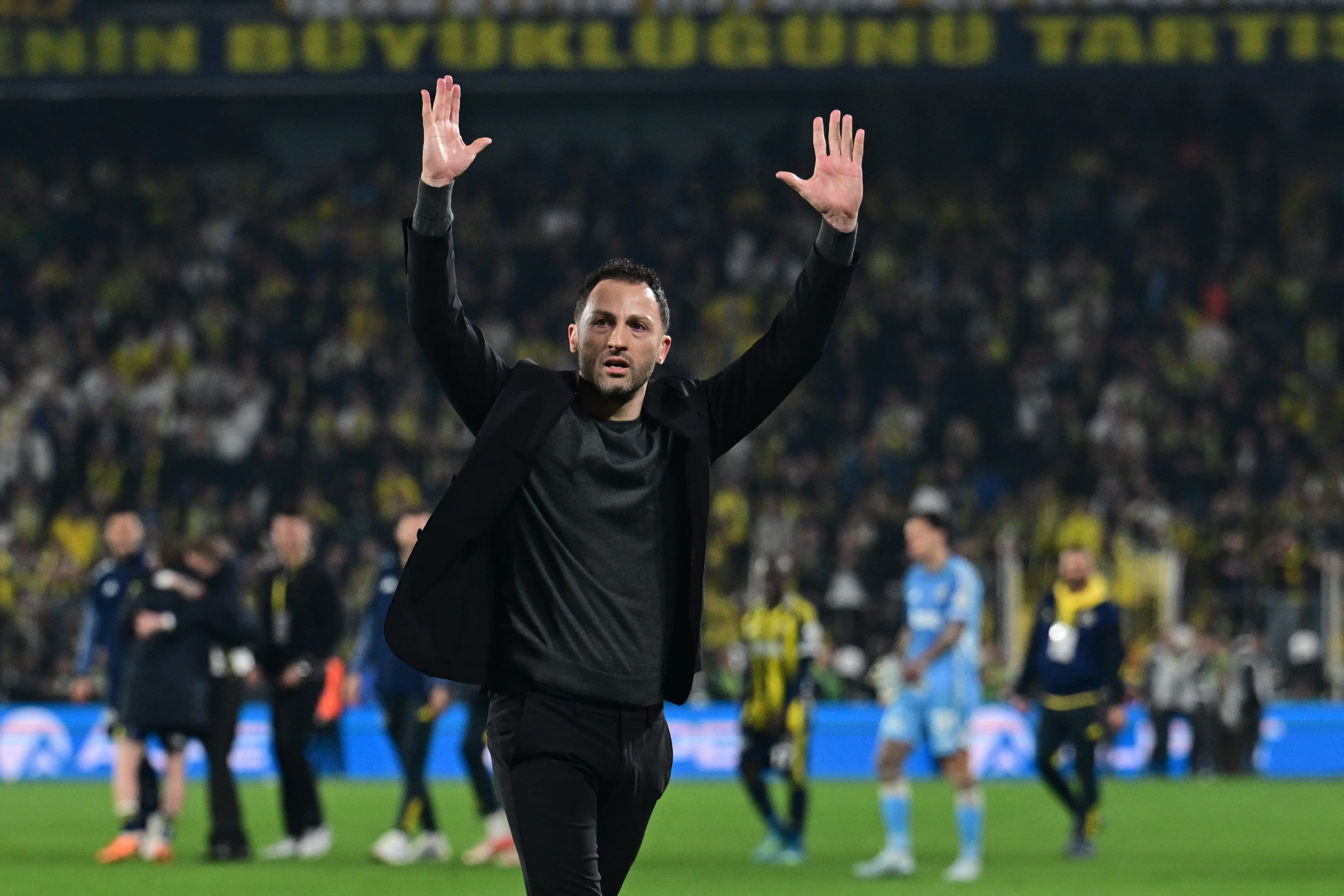 Tedesco'dan ikinci açıklama da geldi, taraftarlara seslendi