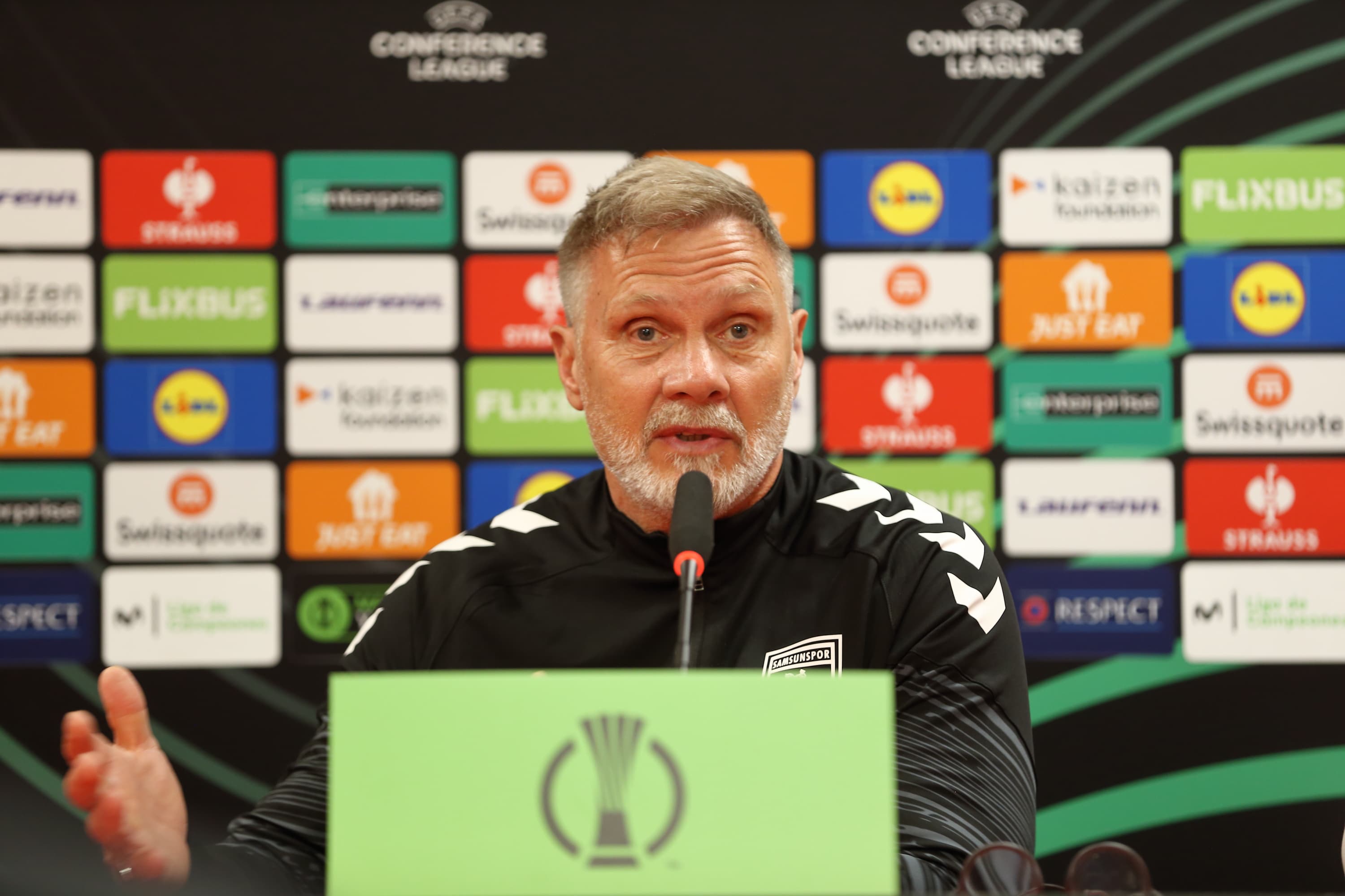 Thorsten Fink rövanş maçında sürpriz bekliyor