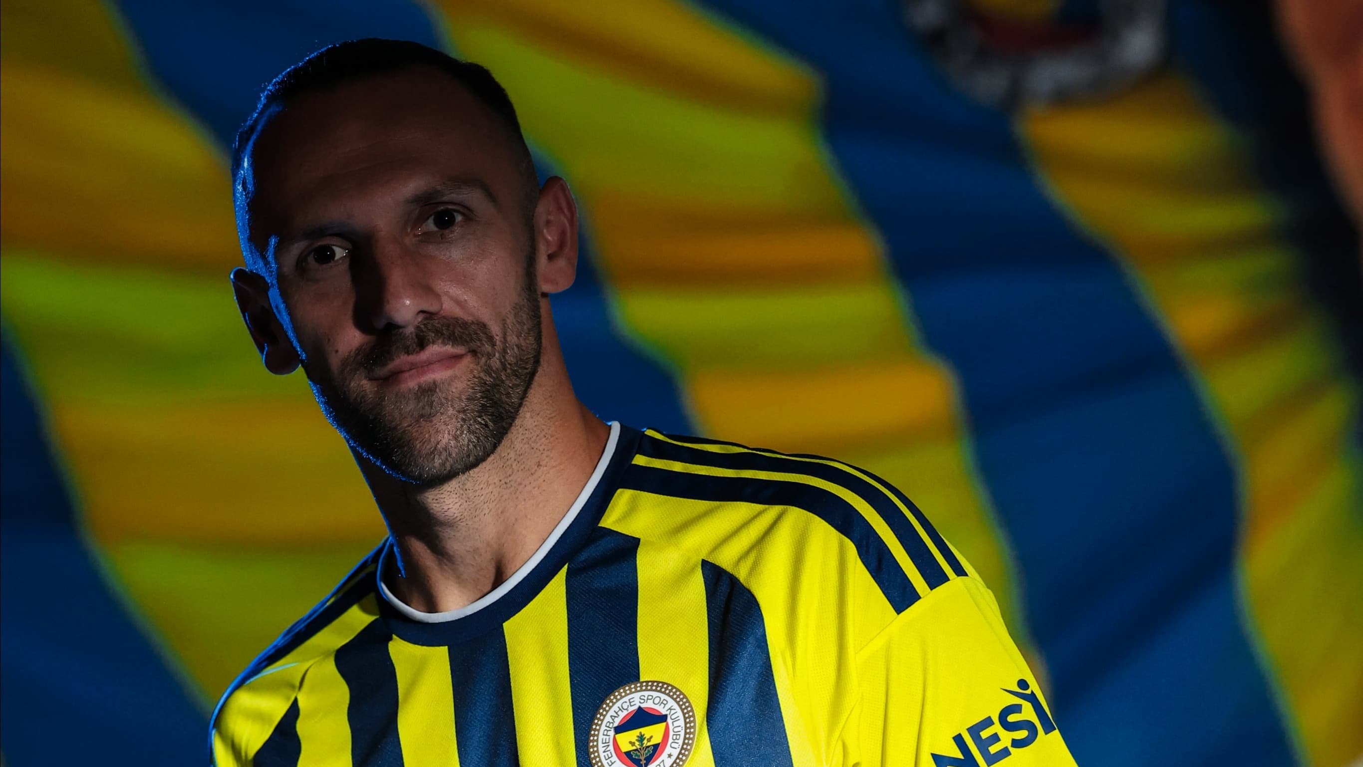 Vedat Muriqi, Fenerbahçe ile 3 yıllık sözleşme imzaladı
