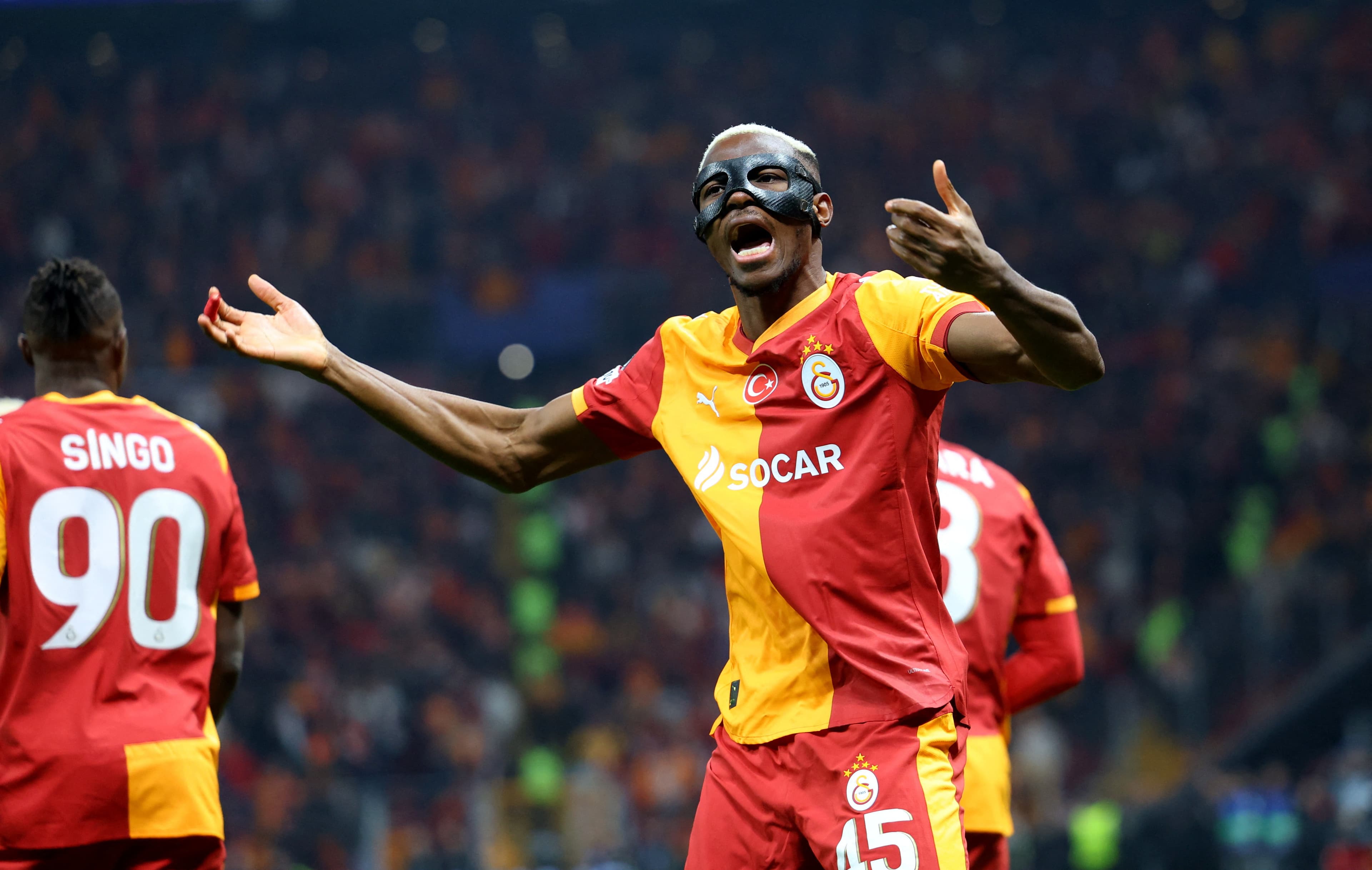 Osimhen'den koreografi sözleri: "Galatasaray taraftarıyla birlikte biz bir aileyiz"