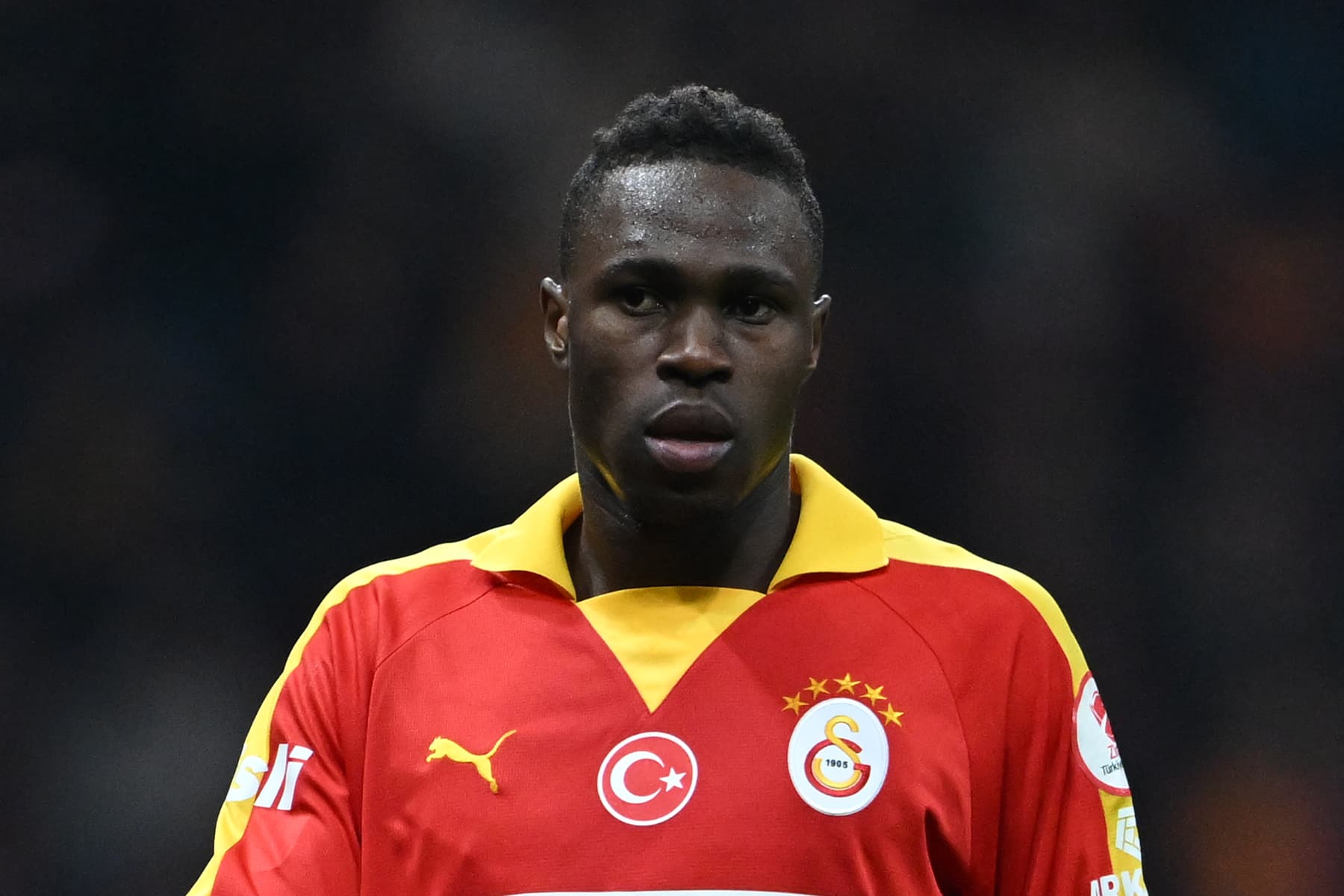 Wilfried Singo için gelip bambaşka bir isme tutuldular! Galatasaray'a rekorla geldi, 2 katına gidecek