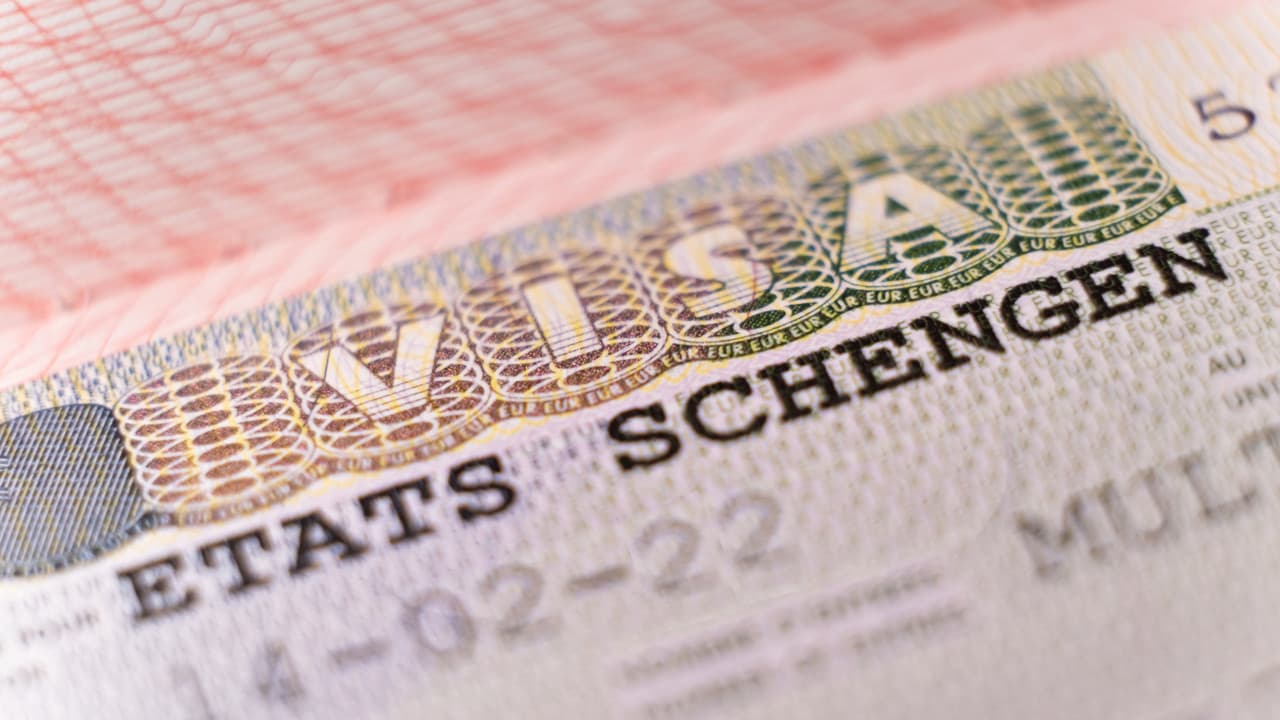 11 Avrupa ülkesi Schengen vizelerine kısıtlama istedi