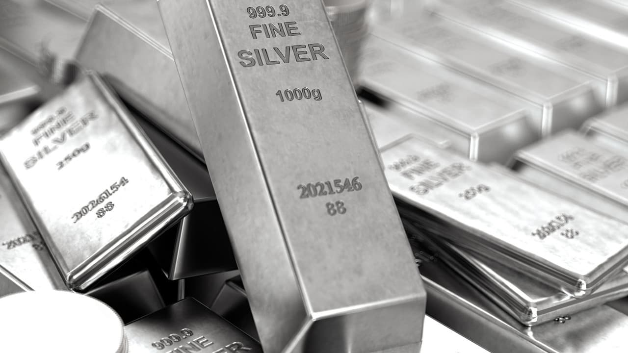 Gümüş fiyatları çakıldı: Rekordan yüzde 7'lik düşüş